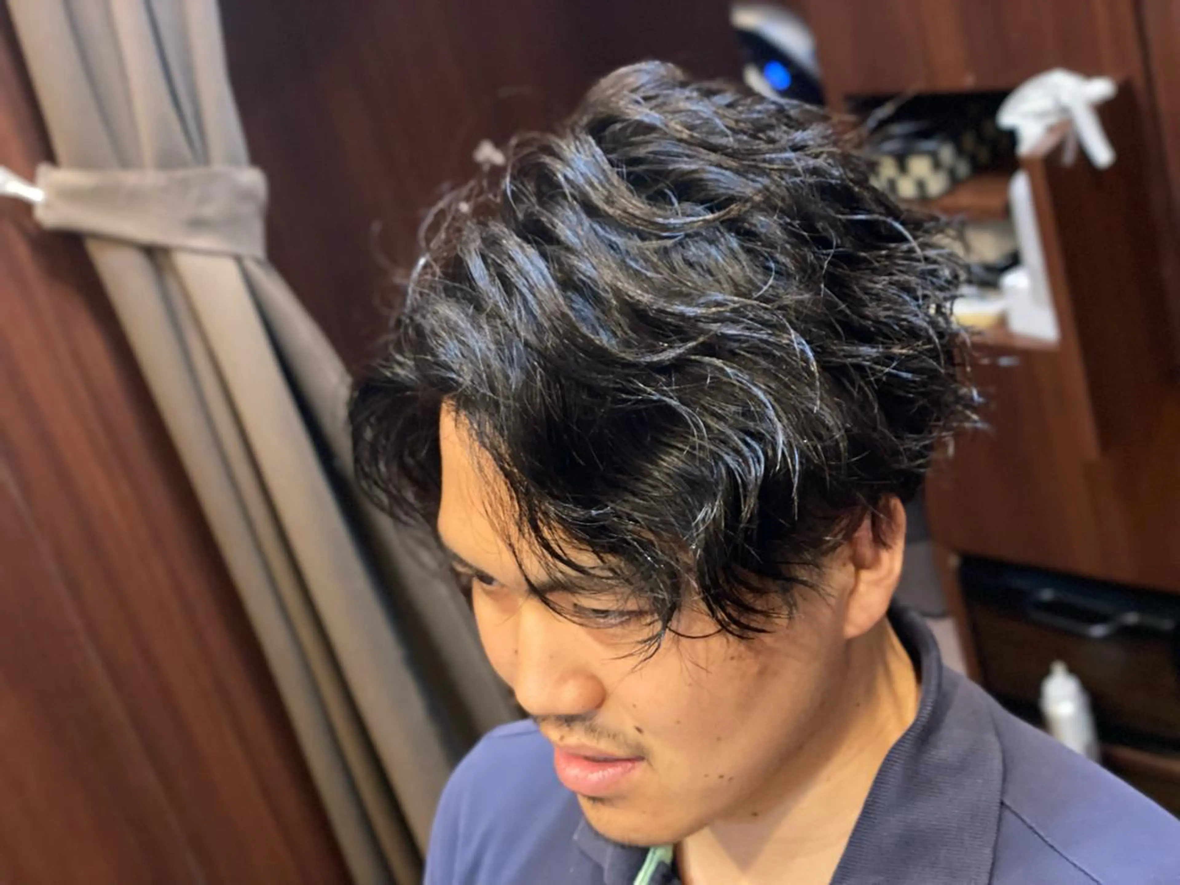 ショート パーマ メンズ 浅見 天翔のヘアスタイル