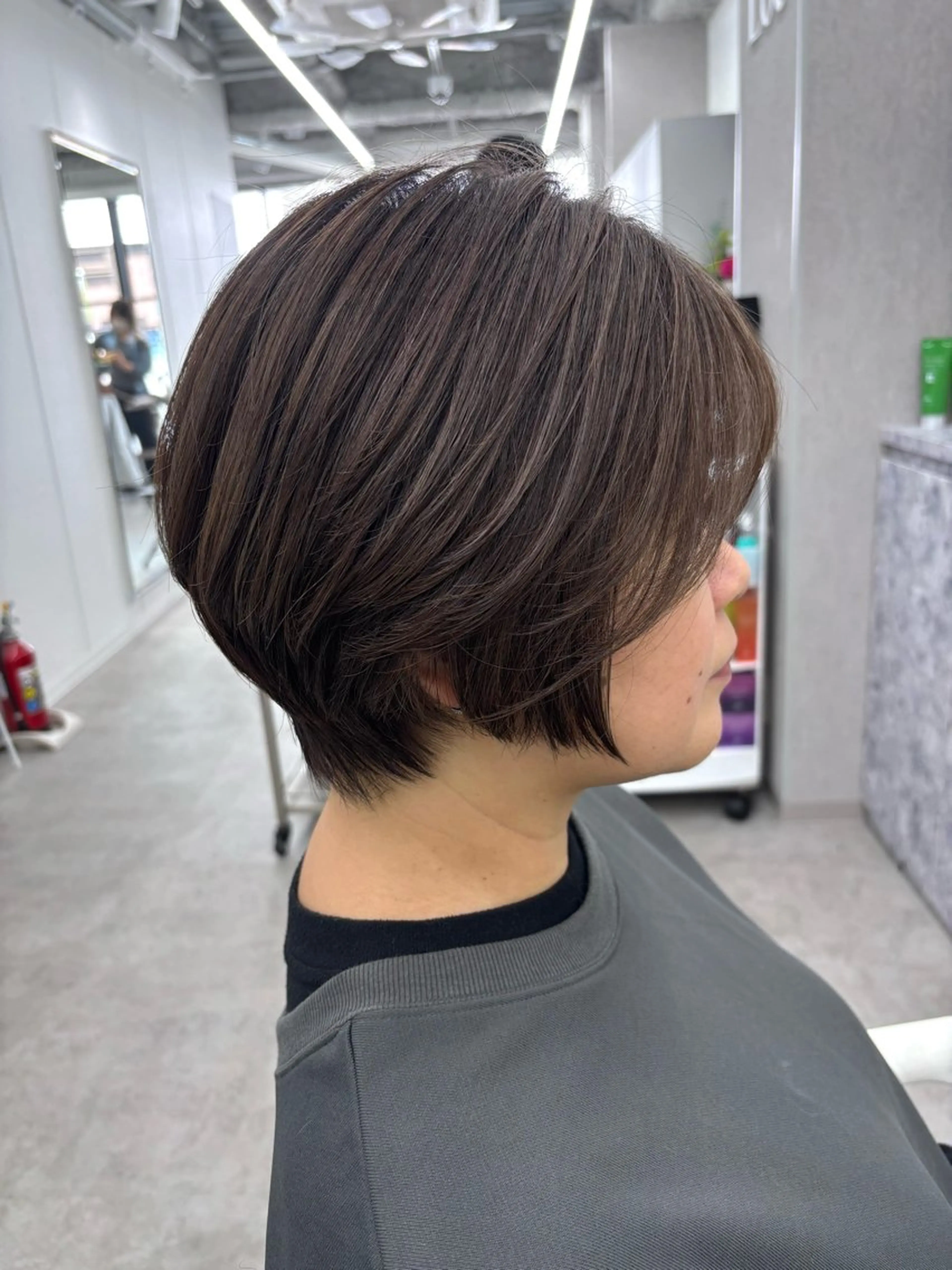 ショート ショートボブ ボブ くびれヘア ハイライト レイヤーカット カット ヘアカラー 関山浩平ショート /ボブ/ヘアセットのヘアスタイル