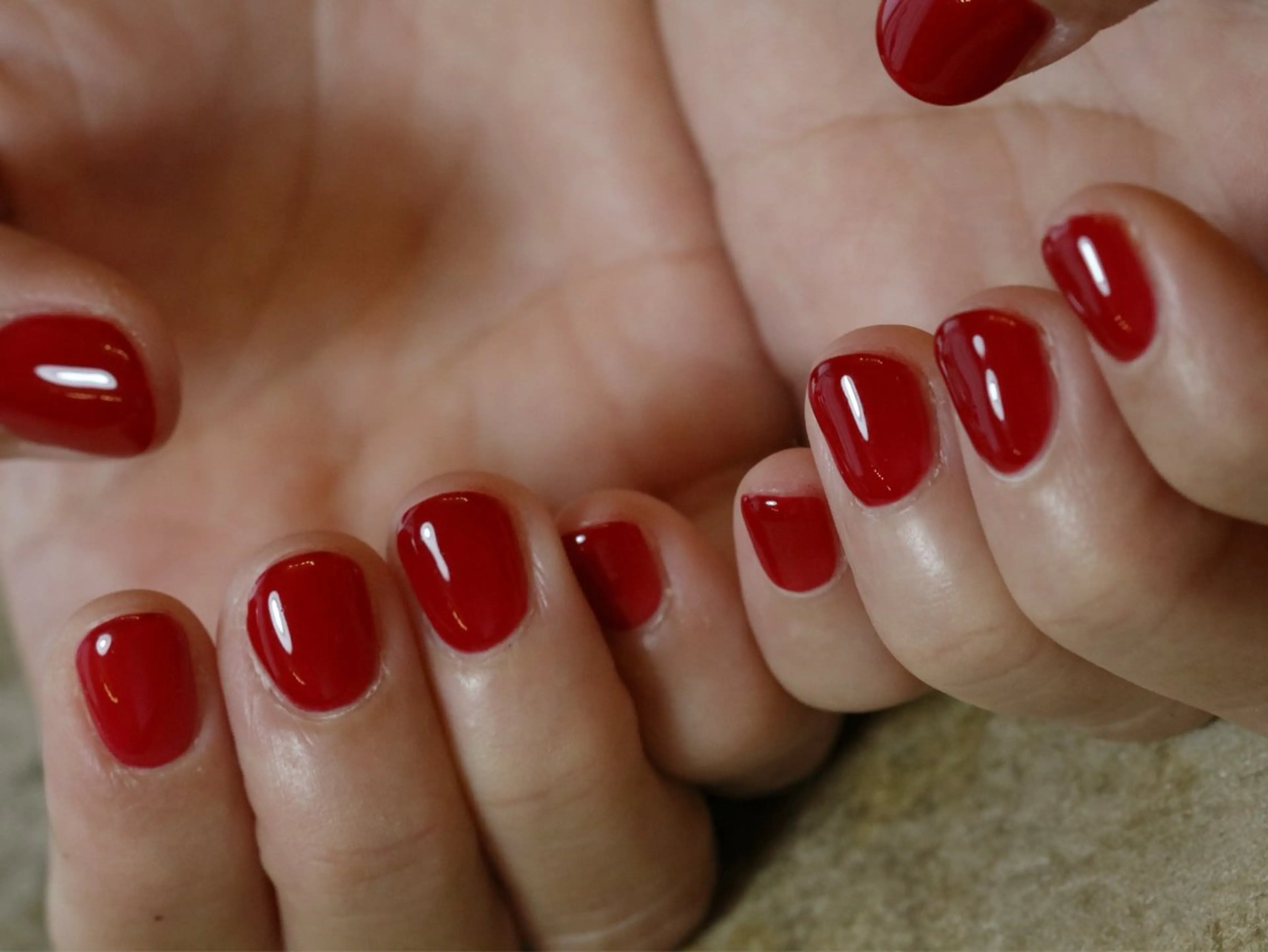 ネイル 赤色 ハンドネイル nall salon Strho./大正区のネイルデザイン