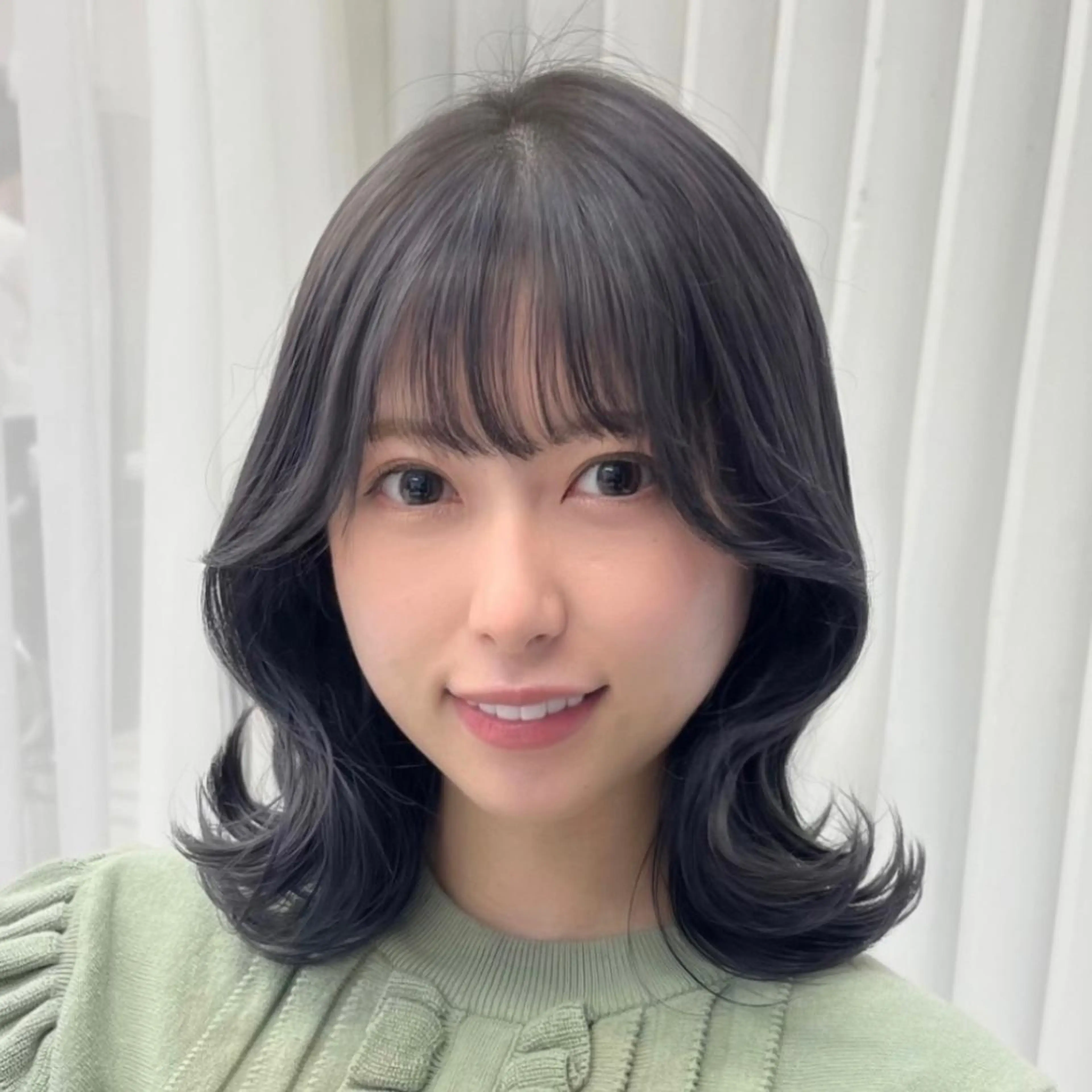 ミディアム カラー パーマ ヘアアレンジ 結婚式・ブライダル アッシュ ベージュカラー 黒髪 ブリーチ 韓国ヘア×2way 🇰🇷和知拓郎のヘアスタイル