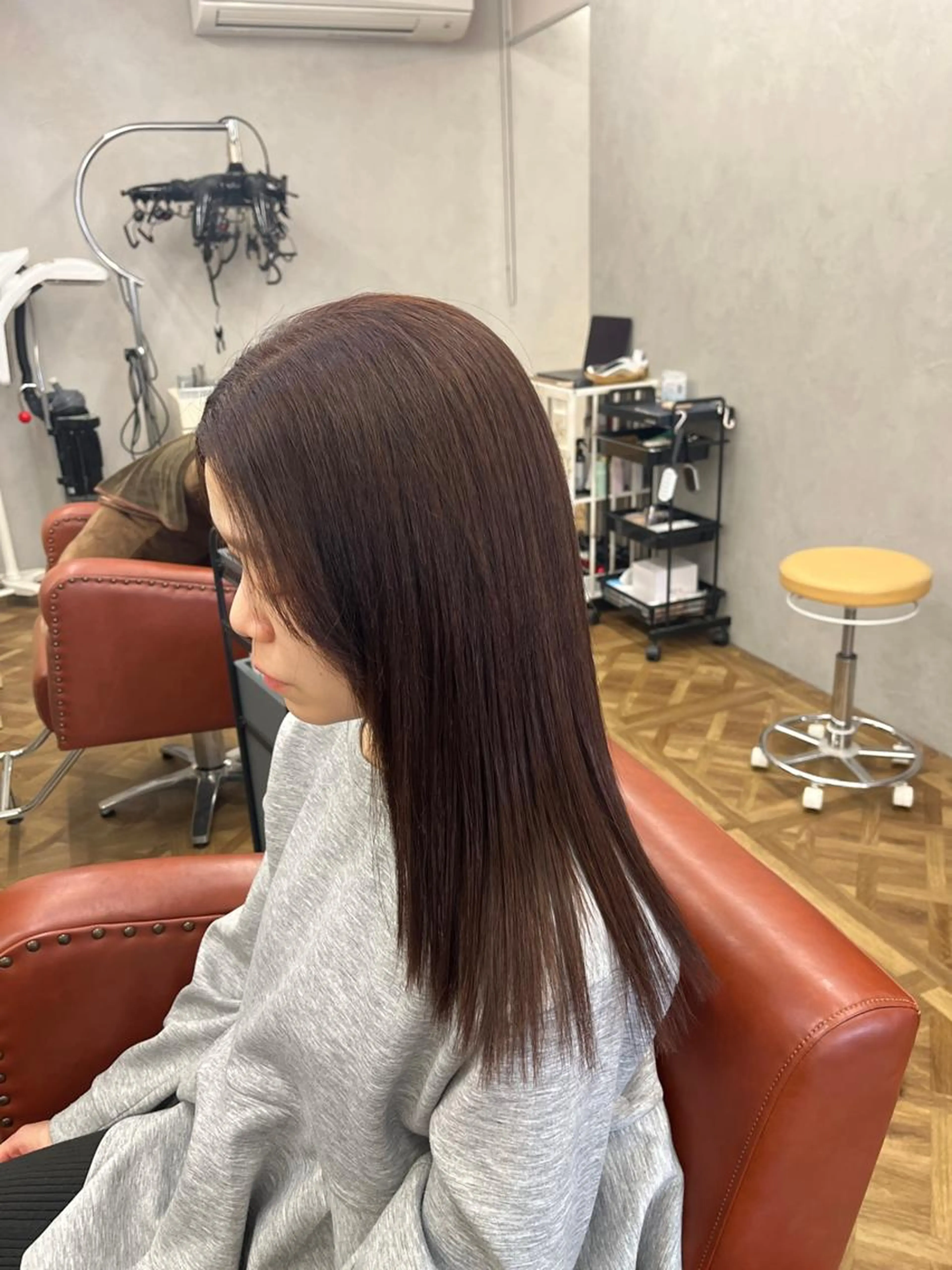 カット＋髪質改善カラー￥１７６００→￥11000　触ると絹のようなサラサラ質感で愛され髪にしませんか❤️の写真