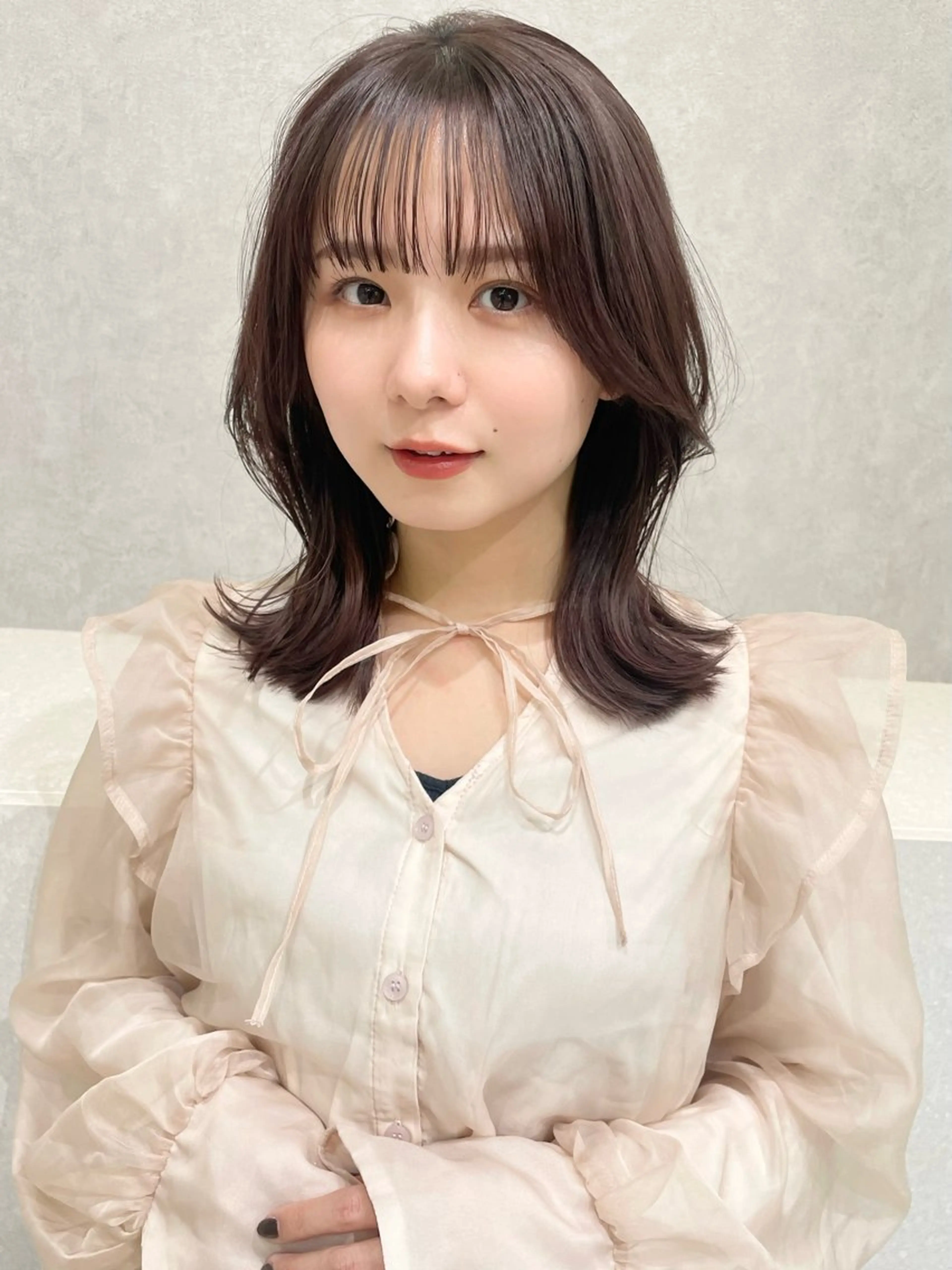 ミディアム 三鷹で1番ショート ボブをカットする新谷のヘアスタイル