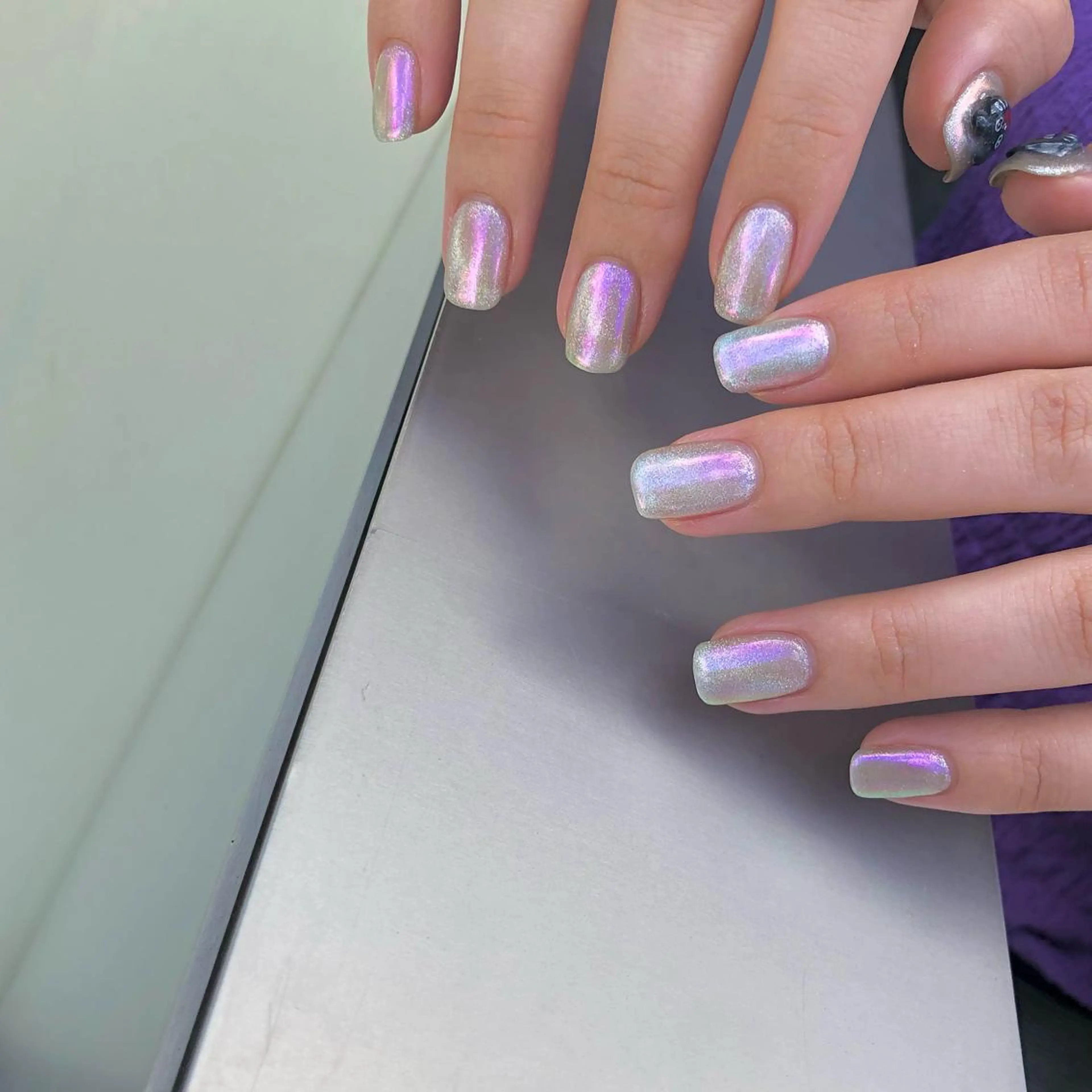 ネイル オーロラネイル マグネットネイル 持ち込み ハンドネイル yurina/ パラジェル認定サロンのネイルデザイン