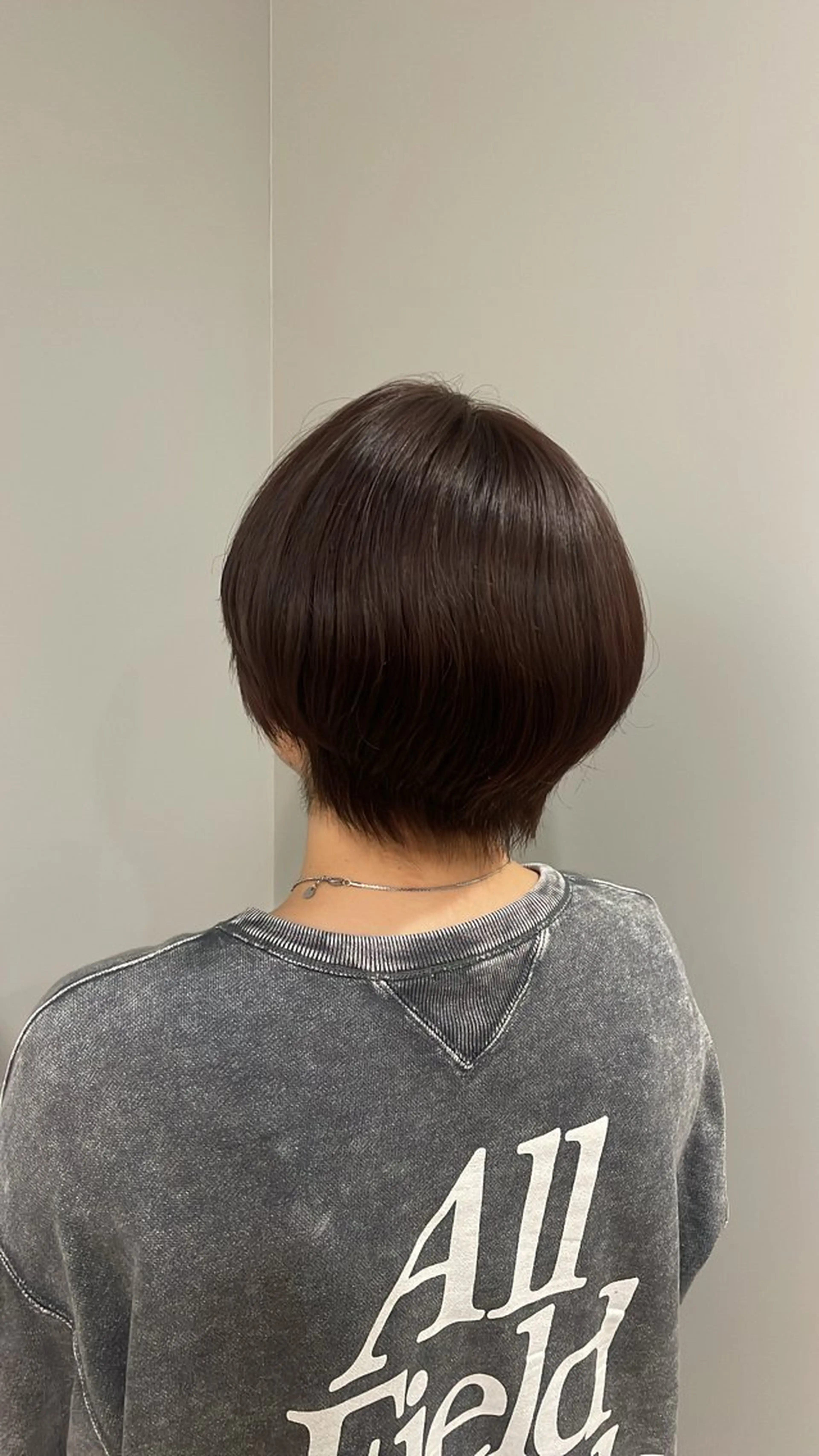 ショート レッドブラウン 渋谷 夏稀のヘアスタイル