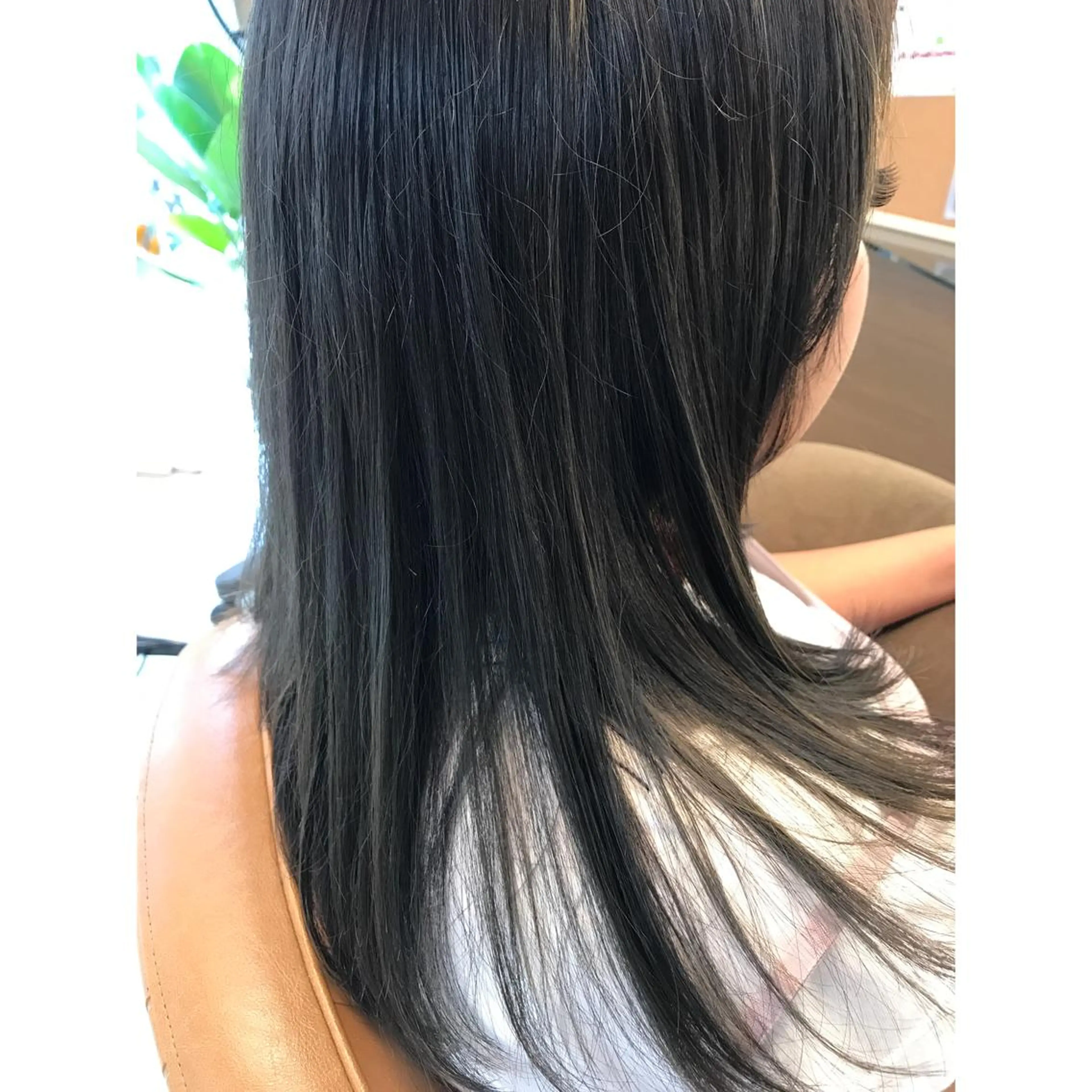 ロング カラー ハイライトカラー ハイライト 坂西 春果のマツエク・マツパデザイン