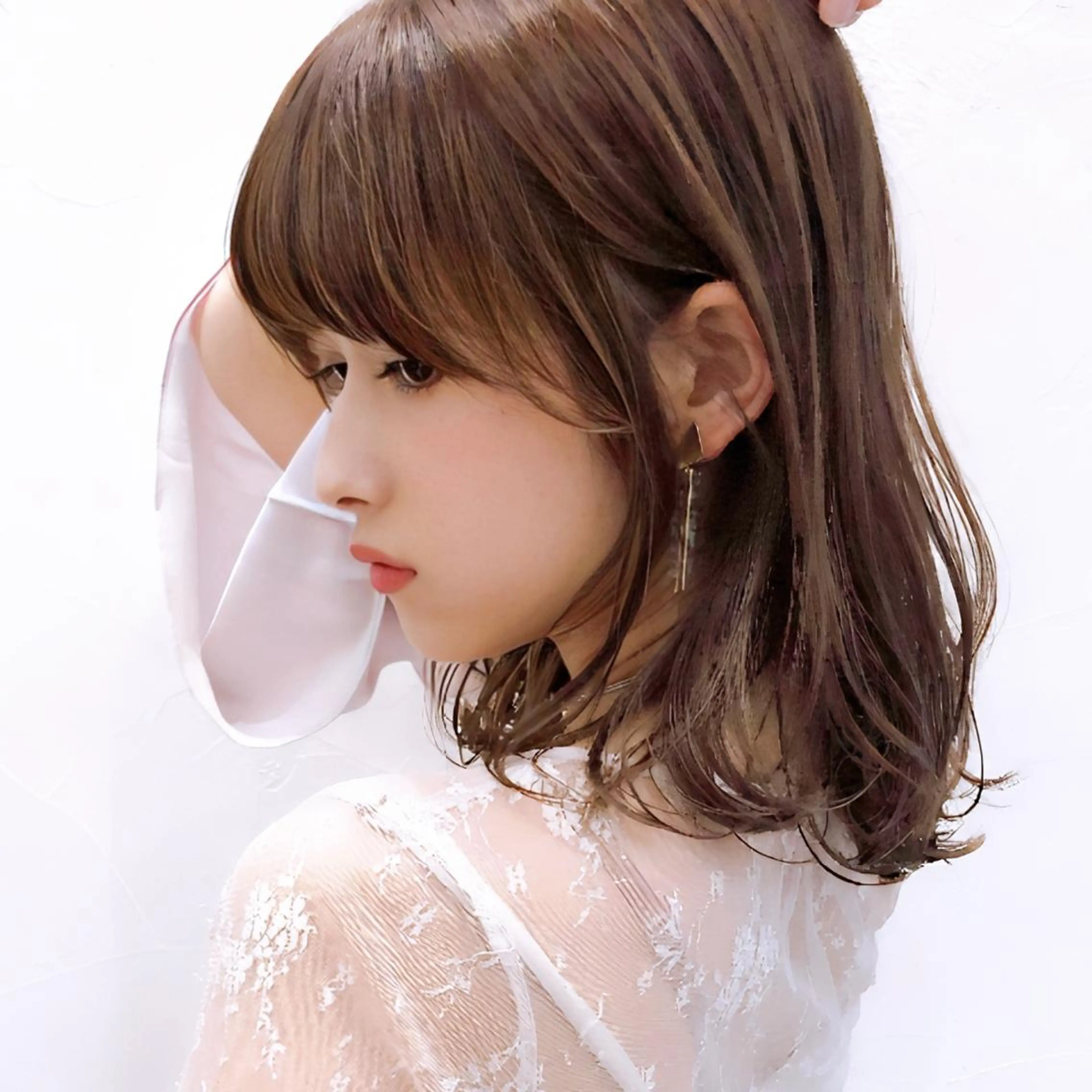 カラー ミディアム ショートボブ ブリーチ ハイライトカラー ハイトーンカラー ボブ カット ヘアカラー トリートメント 大人可愛いショート 原田美千留のヘアスタイル