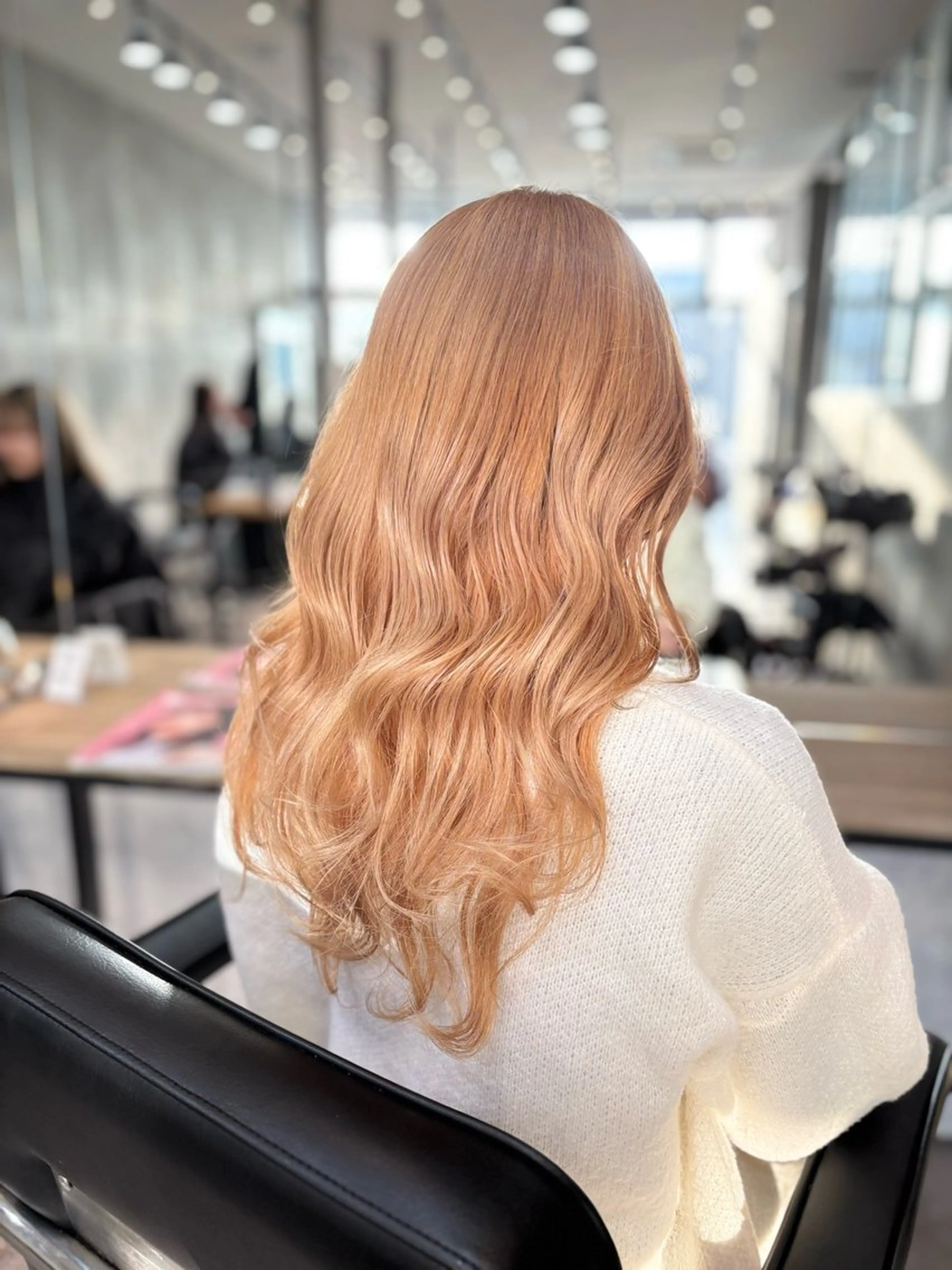 ロング カラー ブリーチ カット ヘアカラー トリートメント 藤井 隼のヘアスタイル