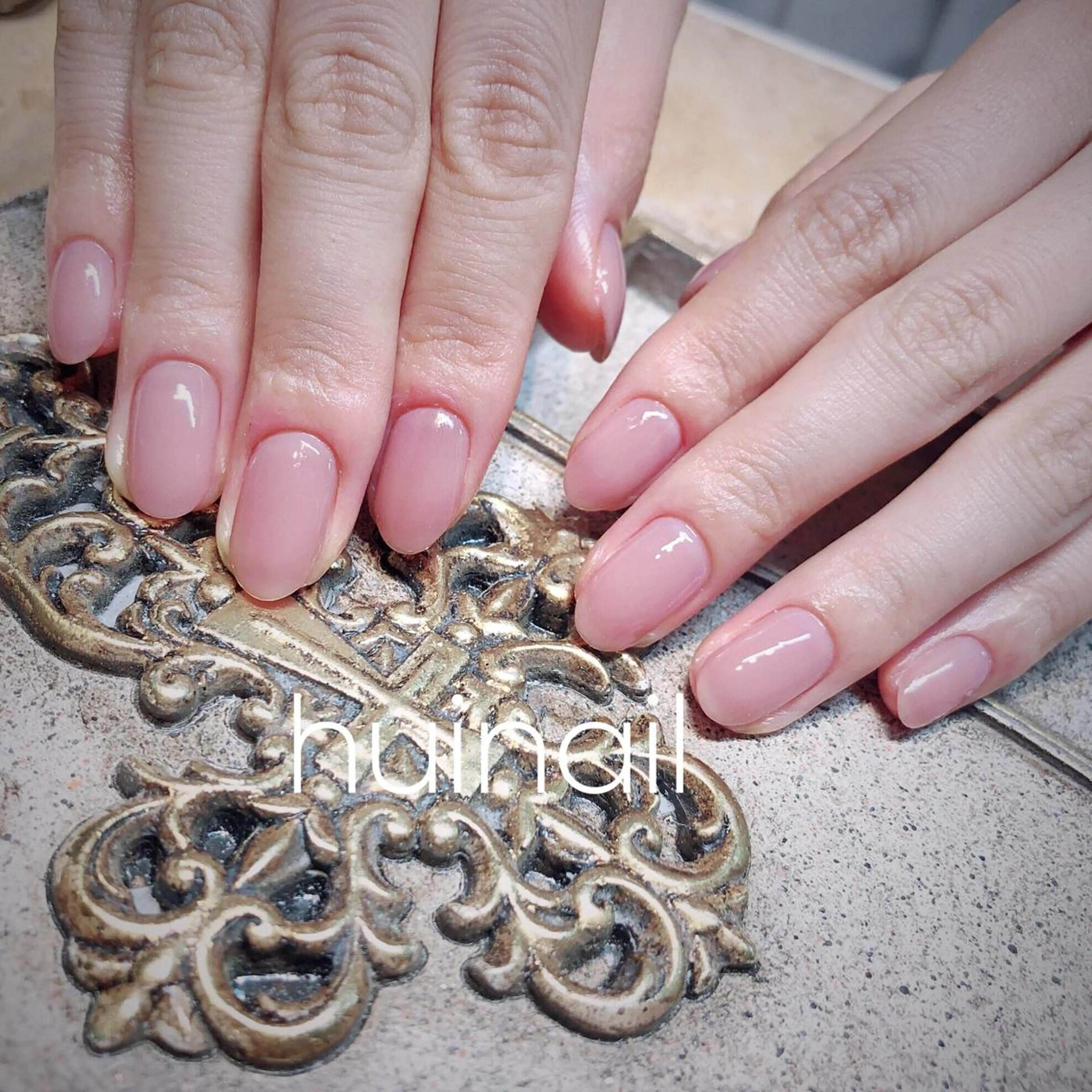 ミディアム ハンドネイル めぐみのネイルサロン スタッフ練習のネイルデザイン