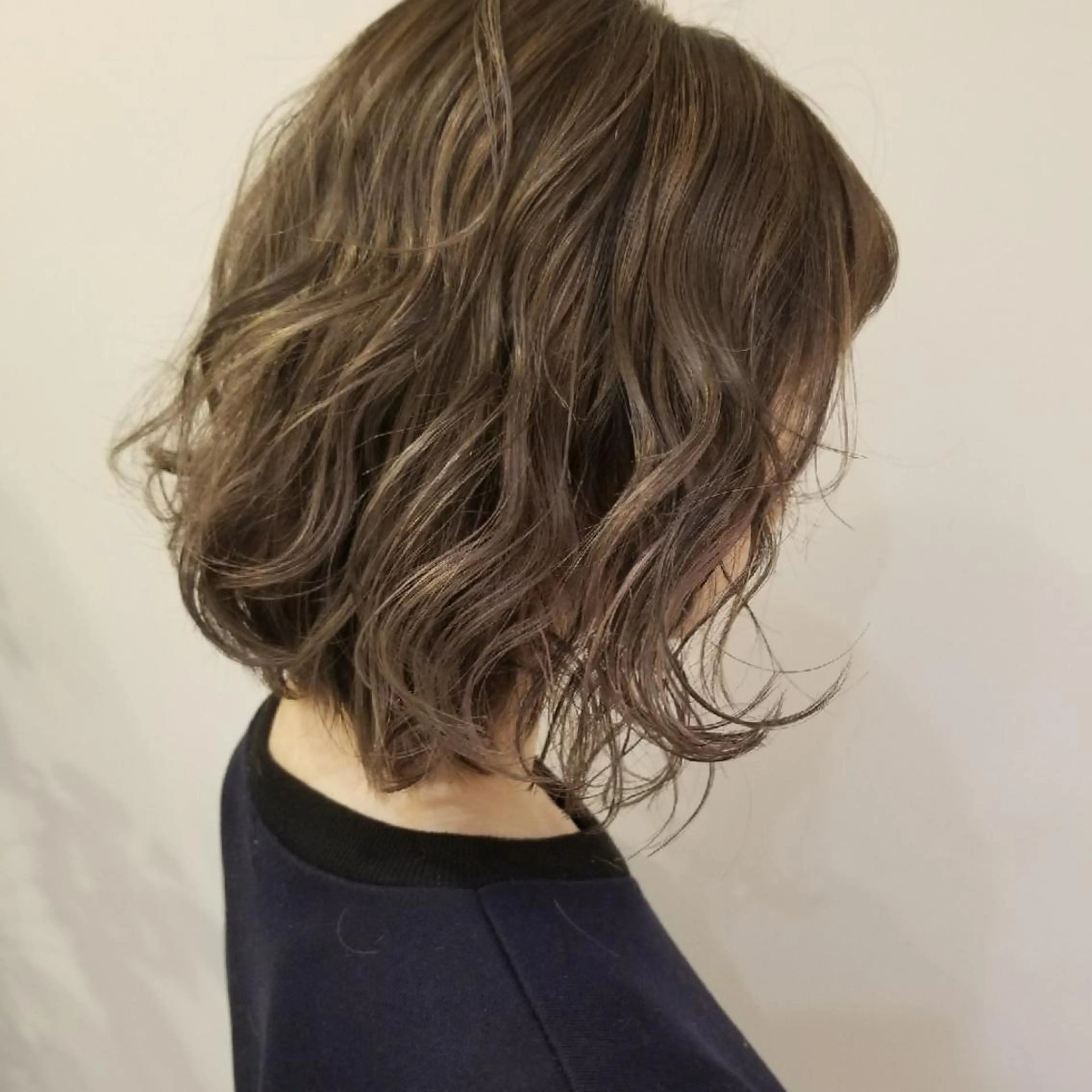ミディアム カラー シールエクステ♦️ レイヤー♦️福田晃大のヘアスタイル