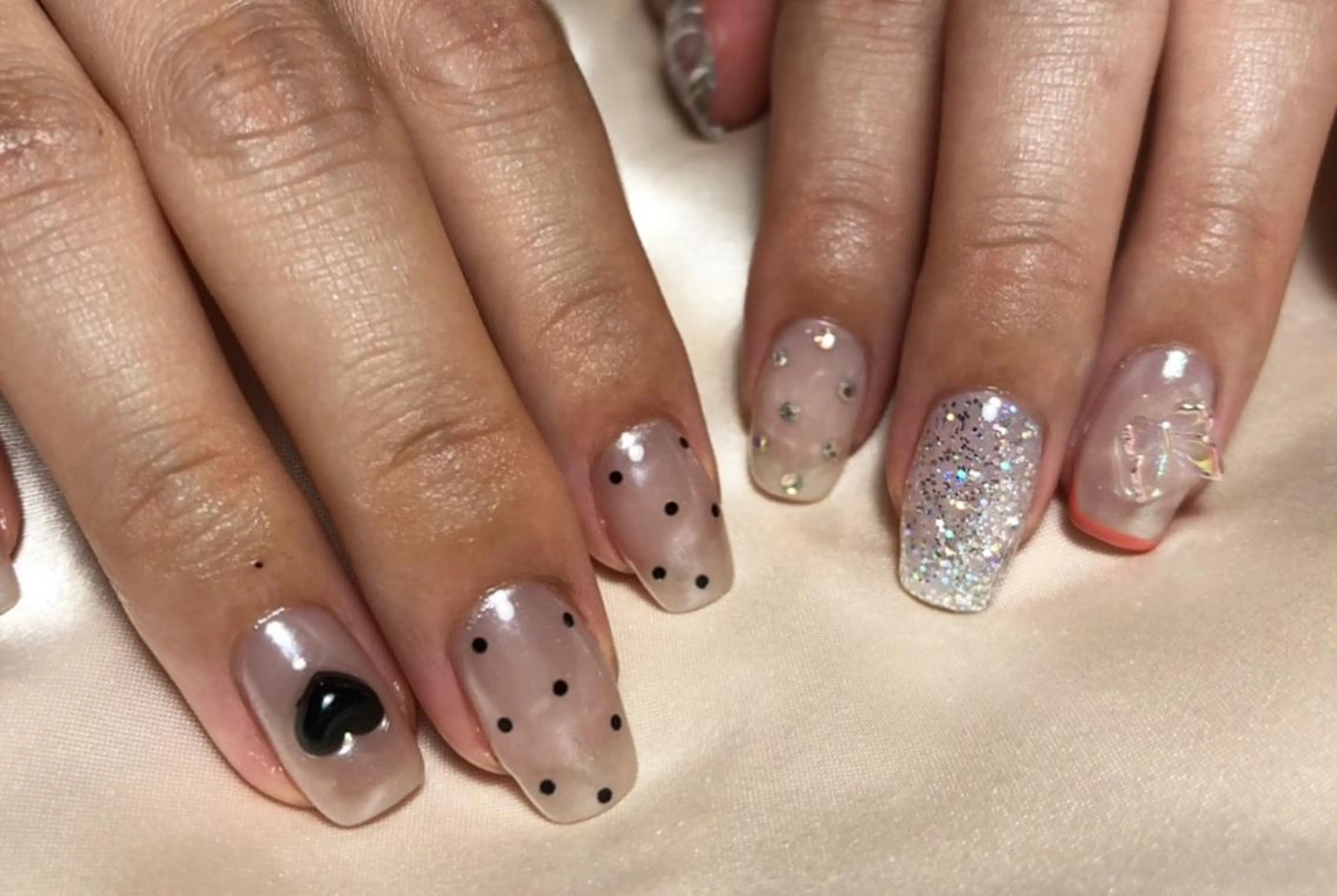 ネイル パラあり！フィルイン 美フォルムのネイルデザイン