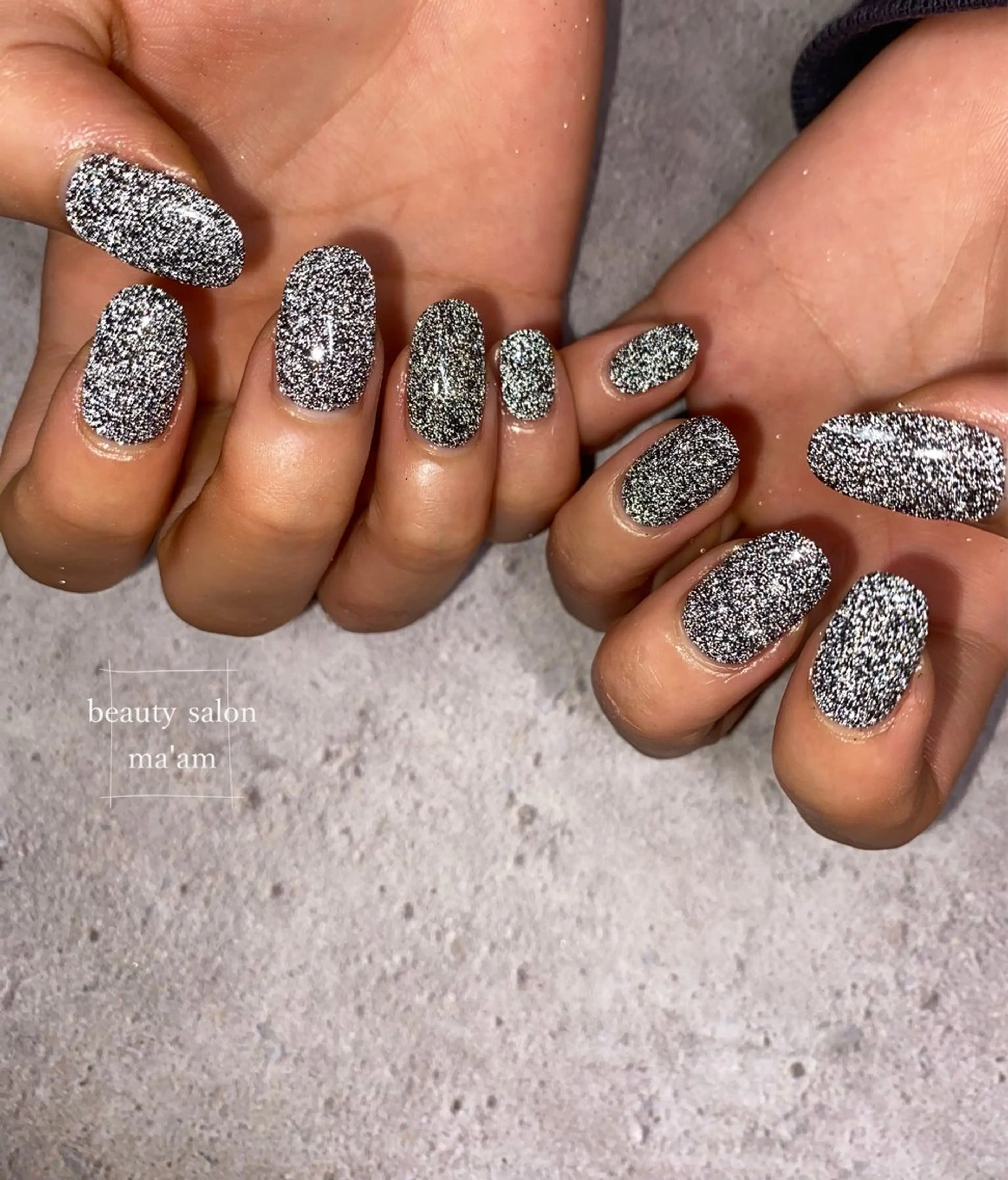 ネイル ジェルネイル グラデーション ラメ(グリッター) ラメグラデーション マグネットネイル ハンドネイル chihiro 小路ネイルのネイルデザイン