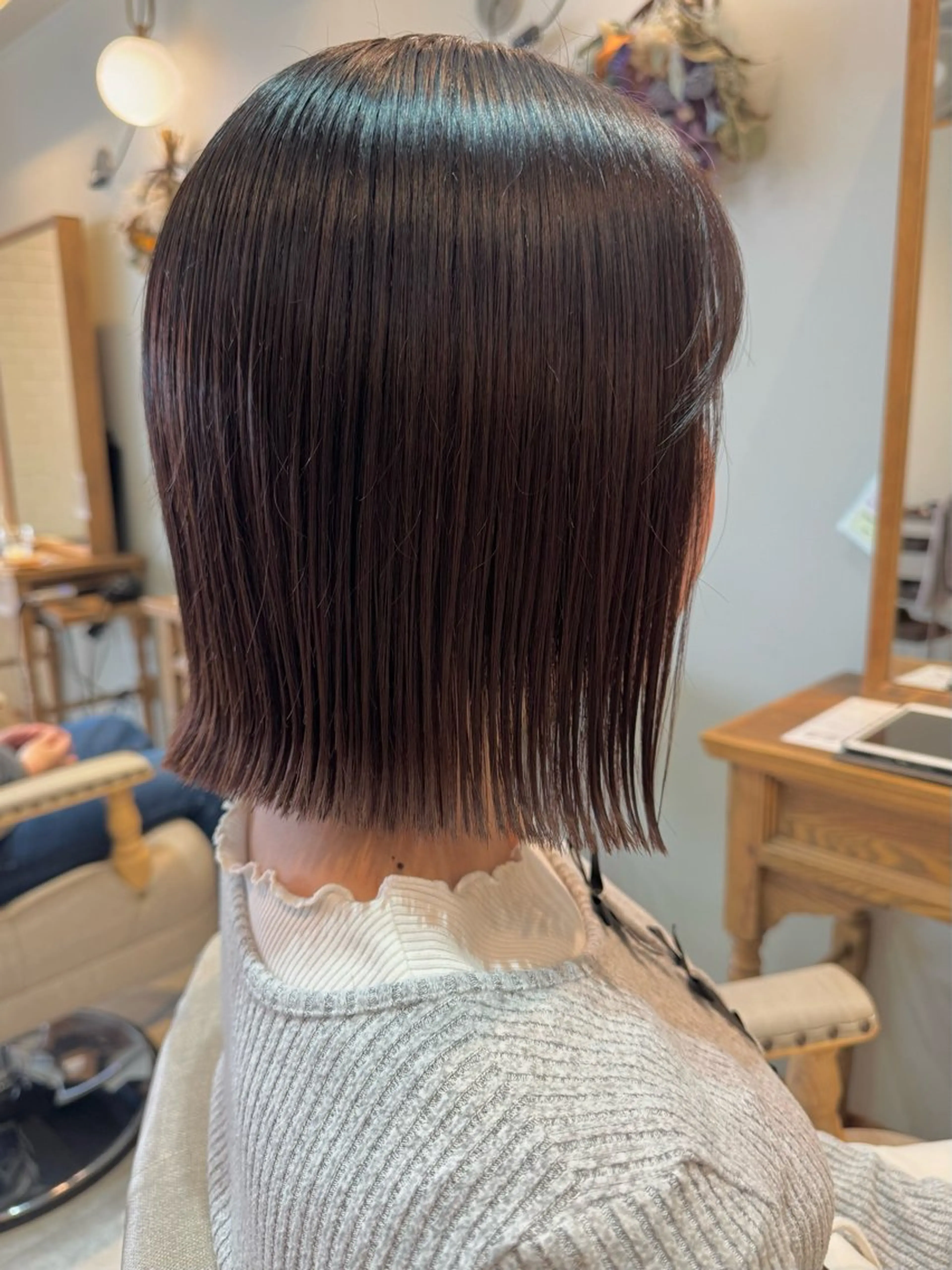 ミディアム MIKIE ．のヘアスタイル