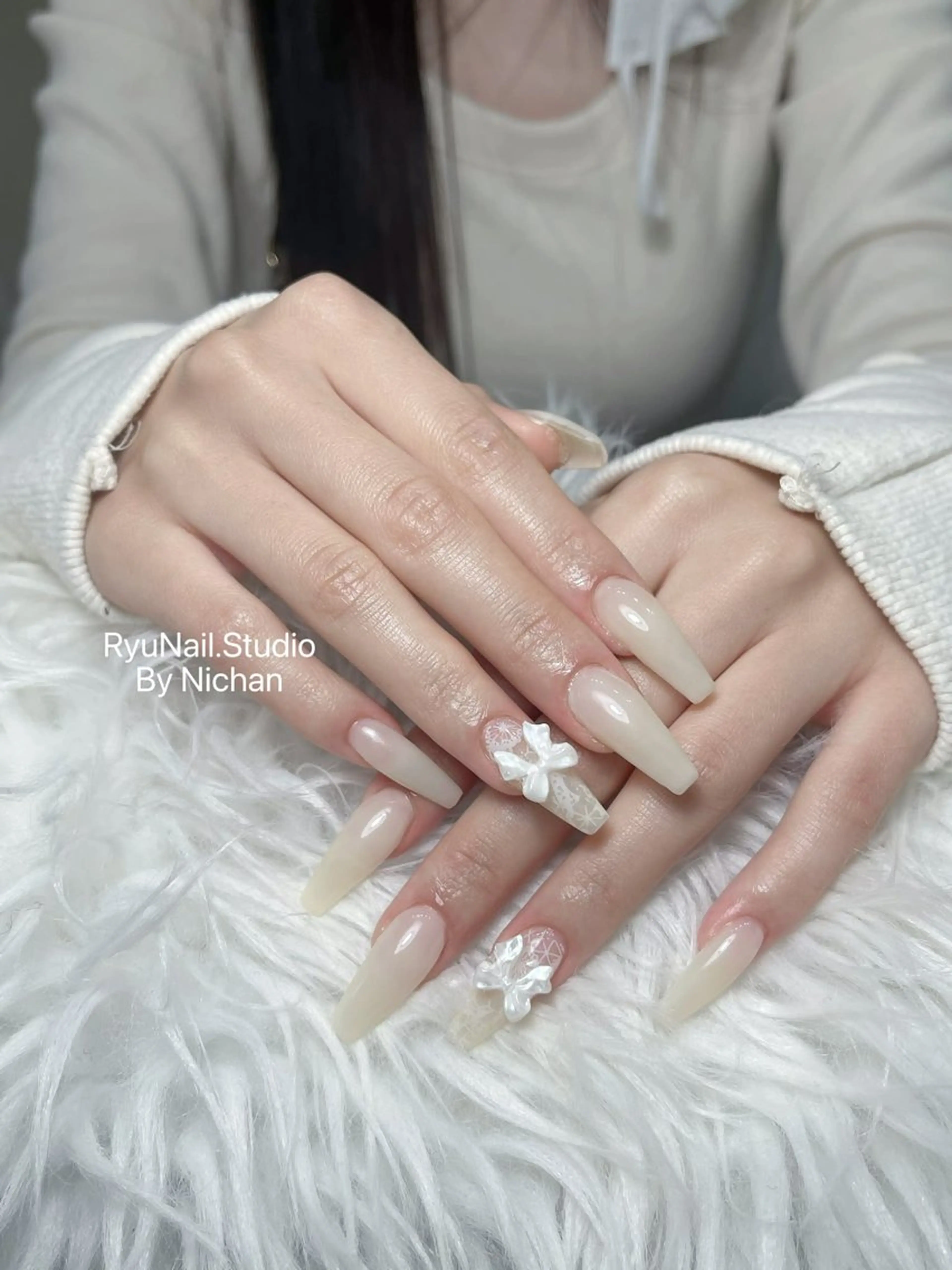 ネイル アートネイル ジェルネイル マグネットネイル ニュアンスネイル シンプルネイル ハンドネイル Ryu Nail NekoChanのネイルデザイン