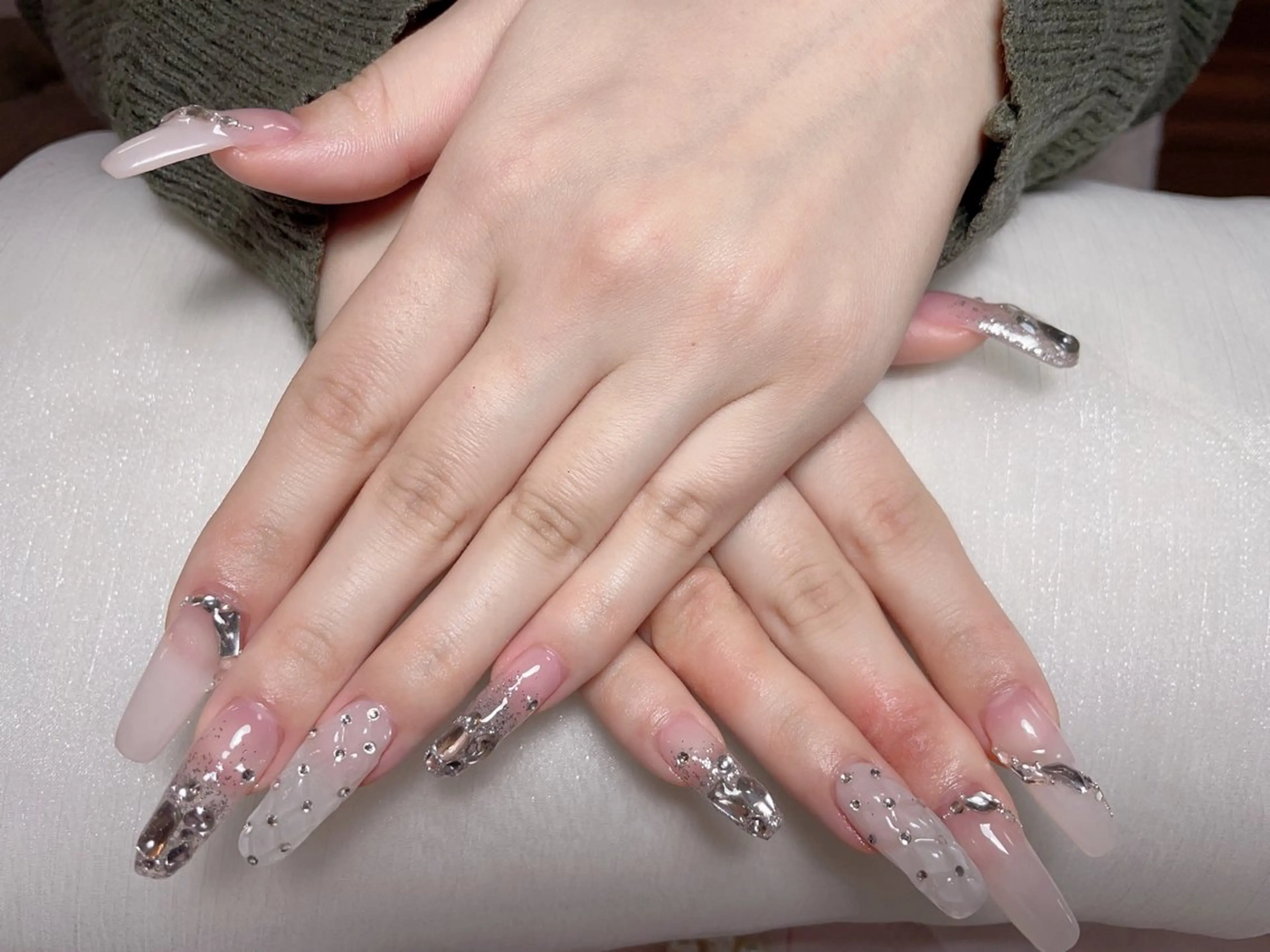 ネイル FanFan 長さ出し専門のネイルデザイン