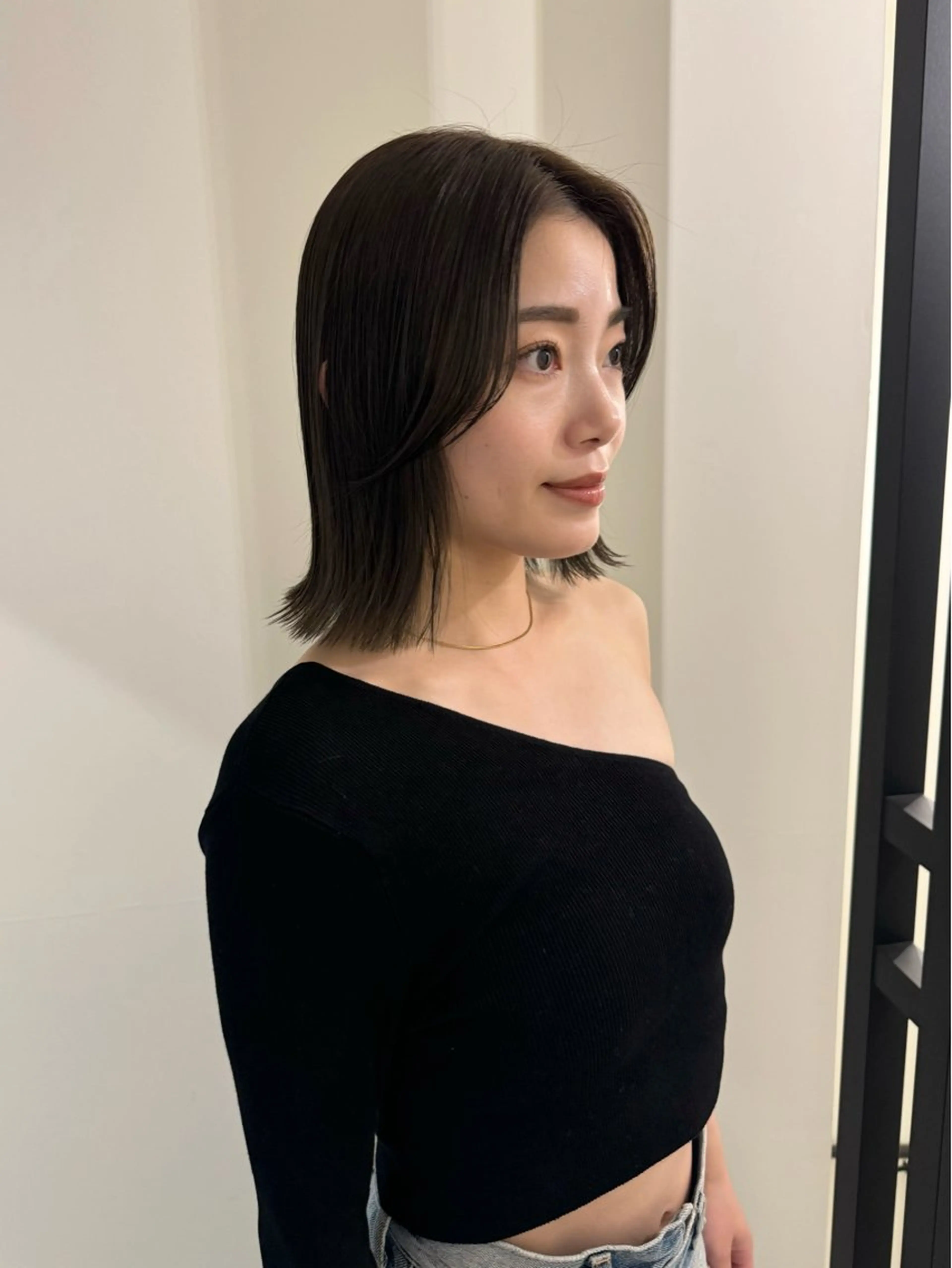 ミディアム カラー ブリーチ 透明感カラー 内沼 恵留菜のヘアスタイル