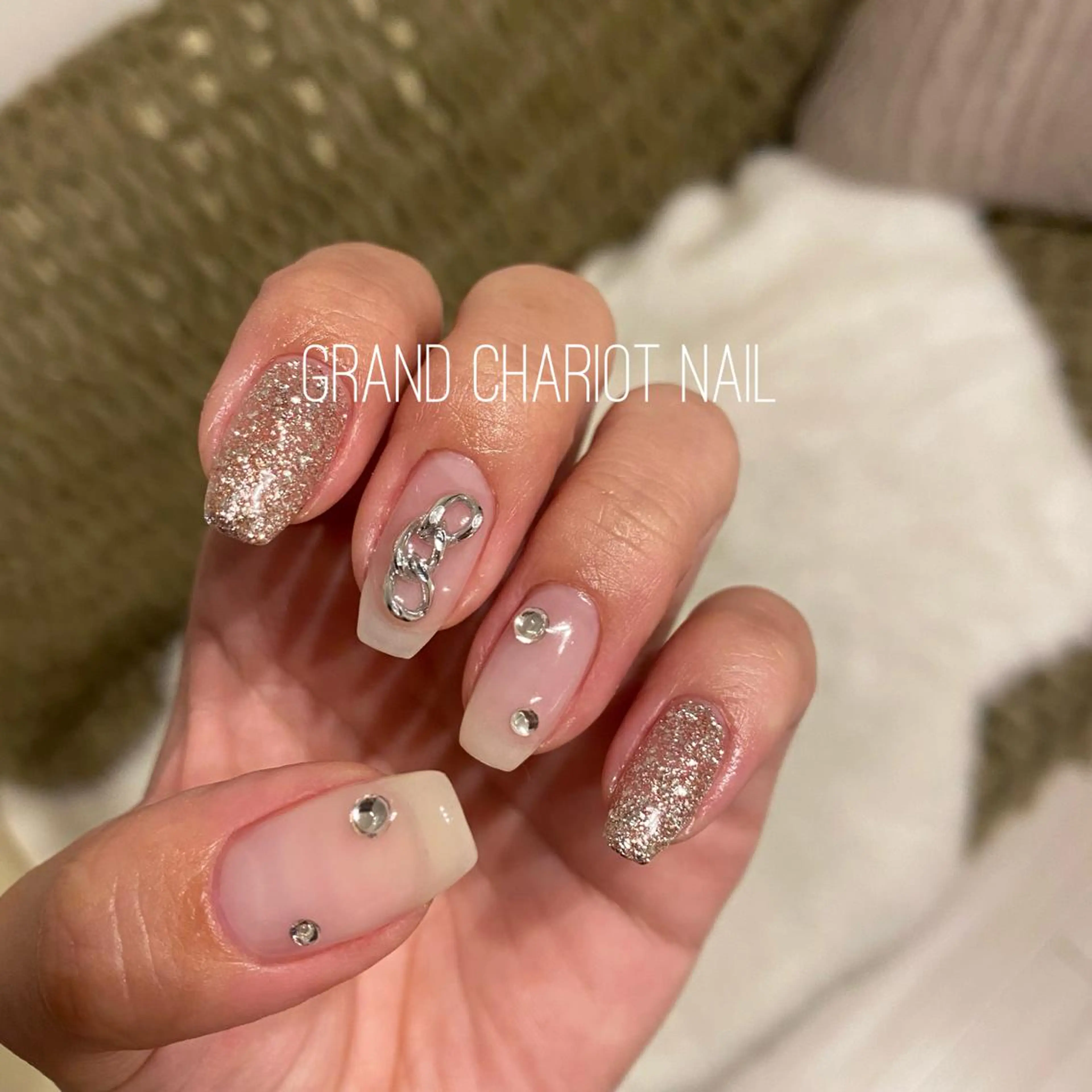 ネイル NORA nail UMEDA MAIのネイルデザイン