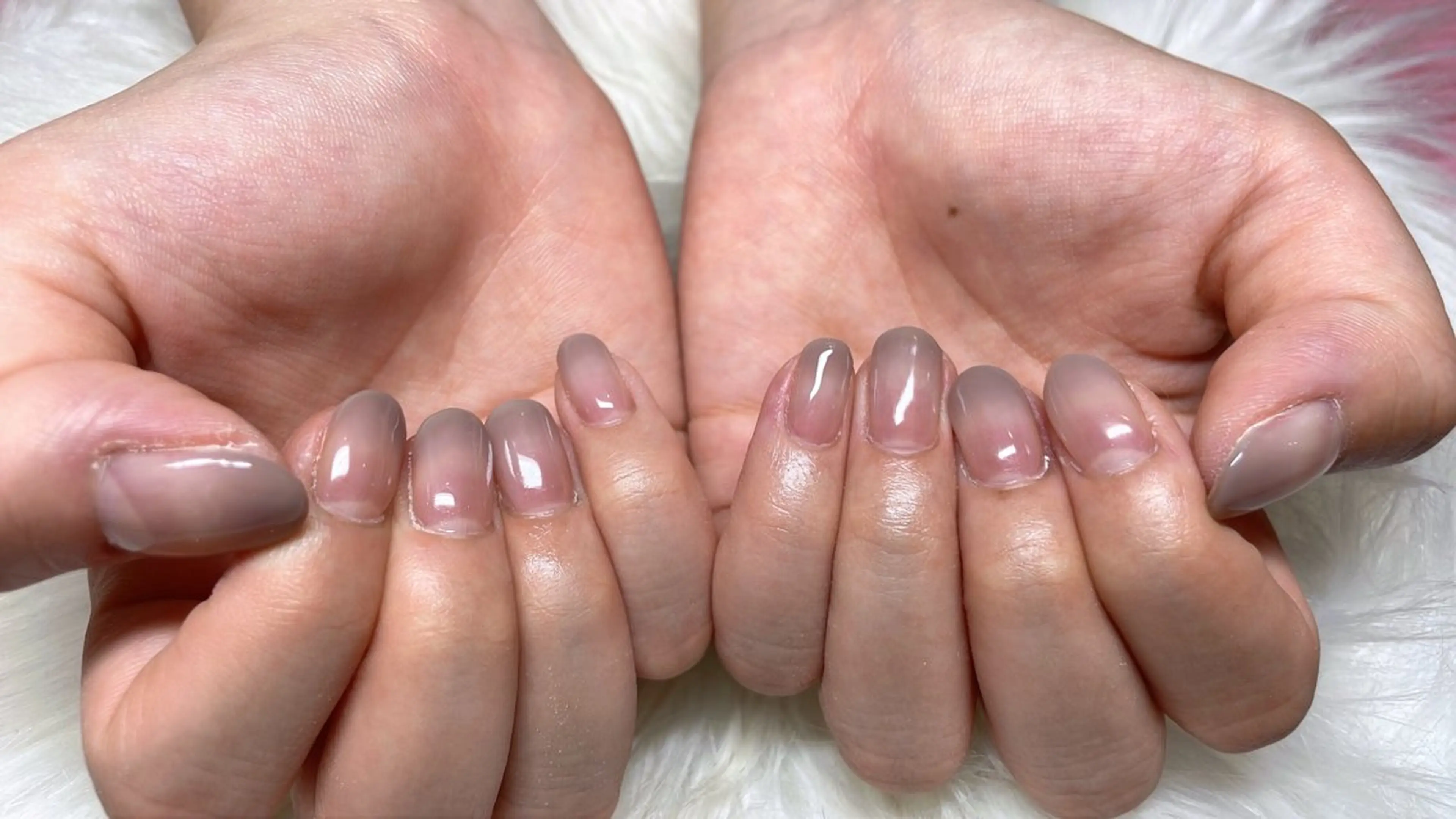 ネイル Amoureuse Satomiのネイルデザイン