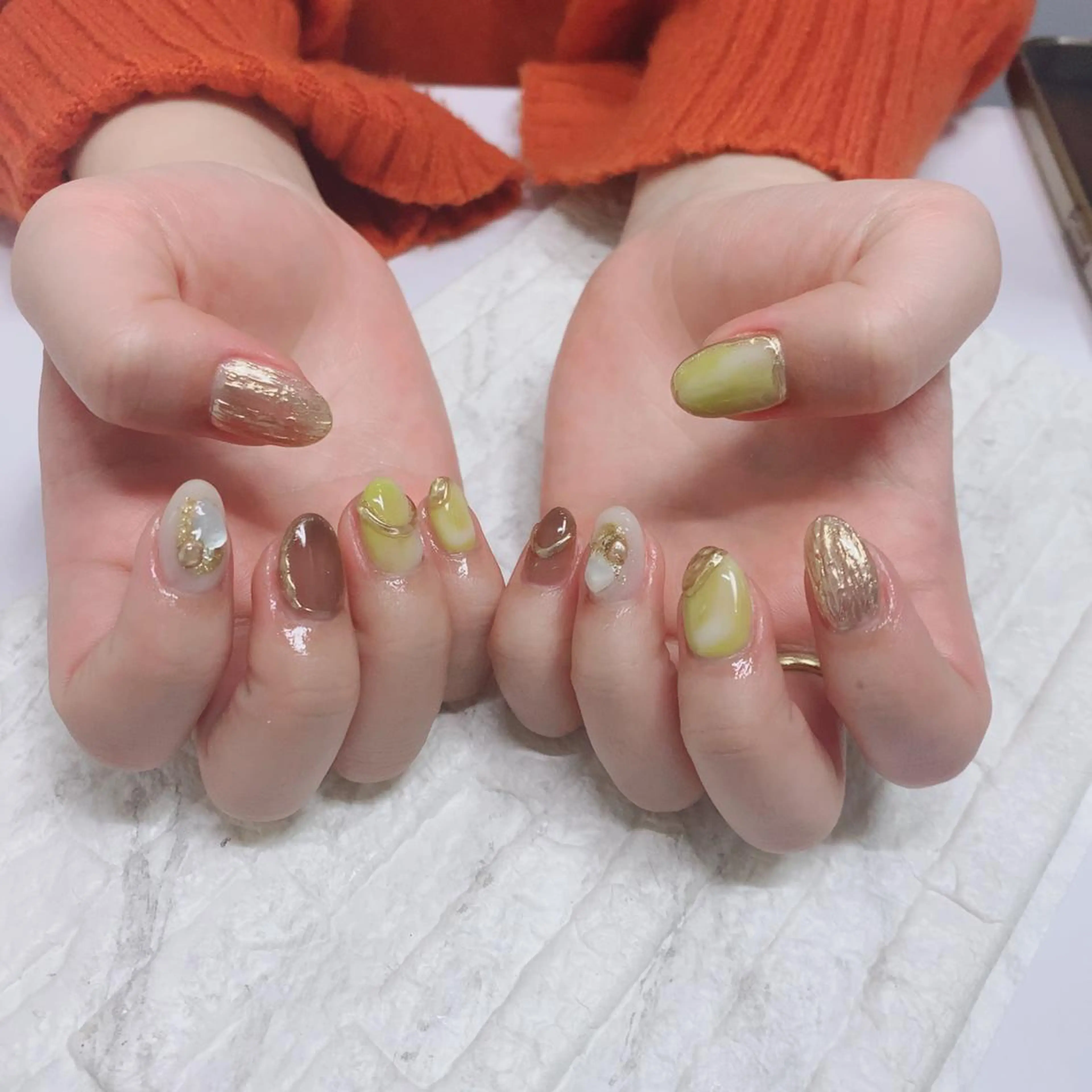 ネイル ハンドネイル フットネイル yochi nailのネイルデザイン