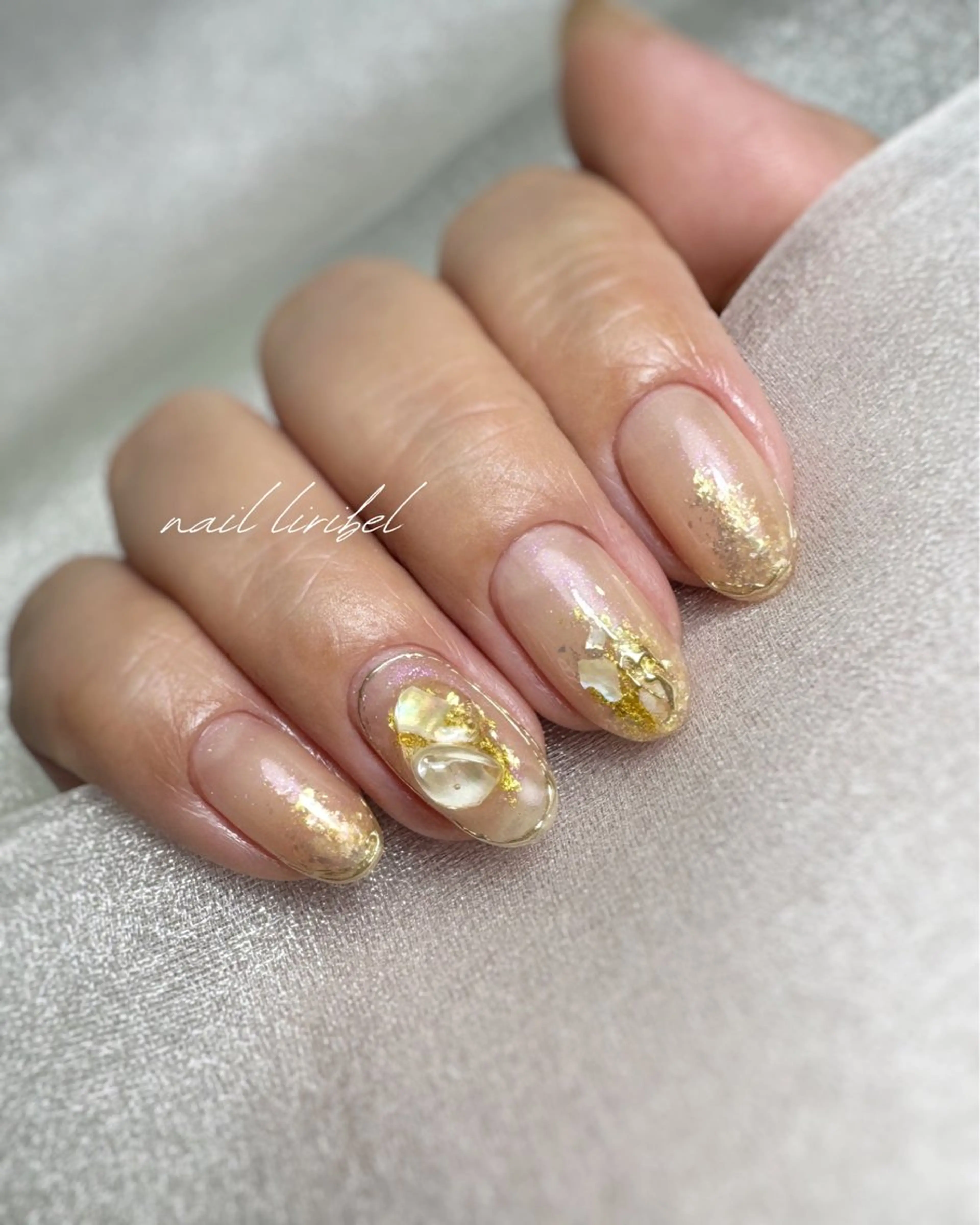 ネイル ジェルネイル ストーンネイル Nail Liribelのネイルデザイン
