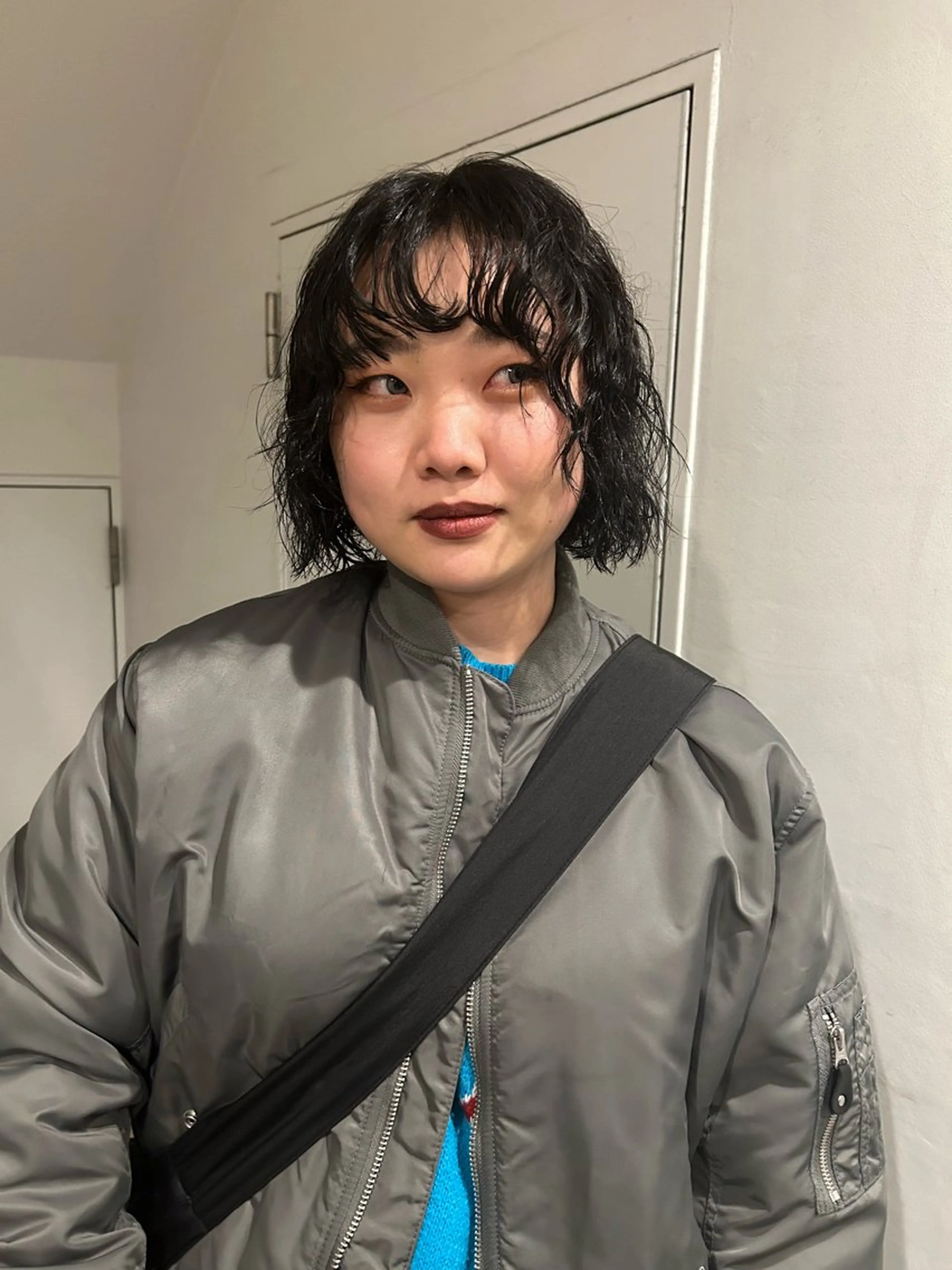 ショート ボブ hen所属・心斎橋/レイヤー/ ブリーチ/モエのヘアスタイル