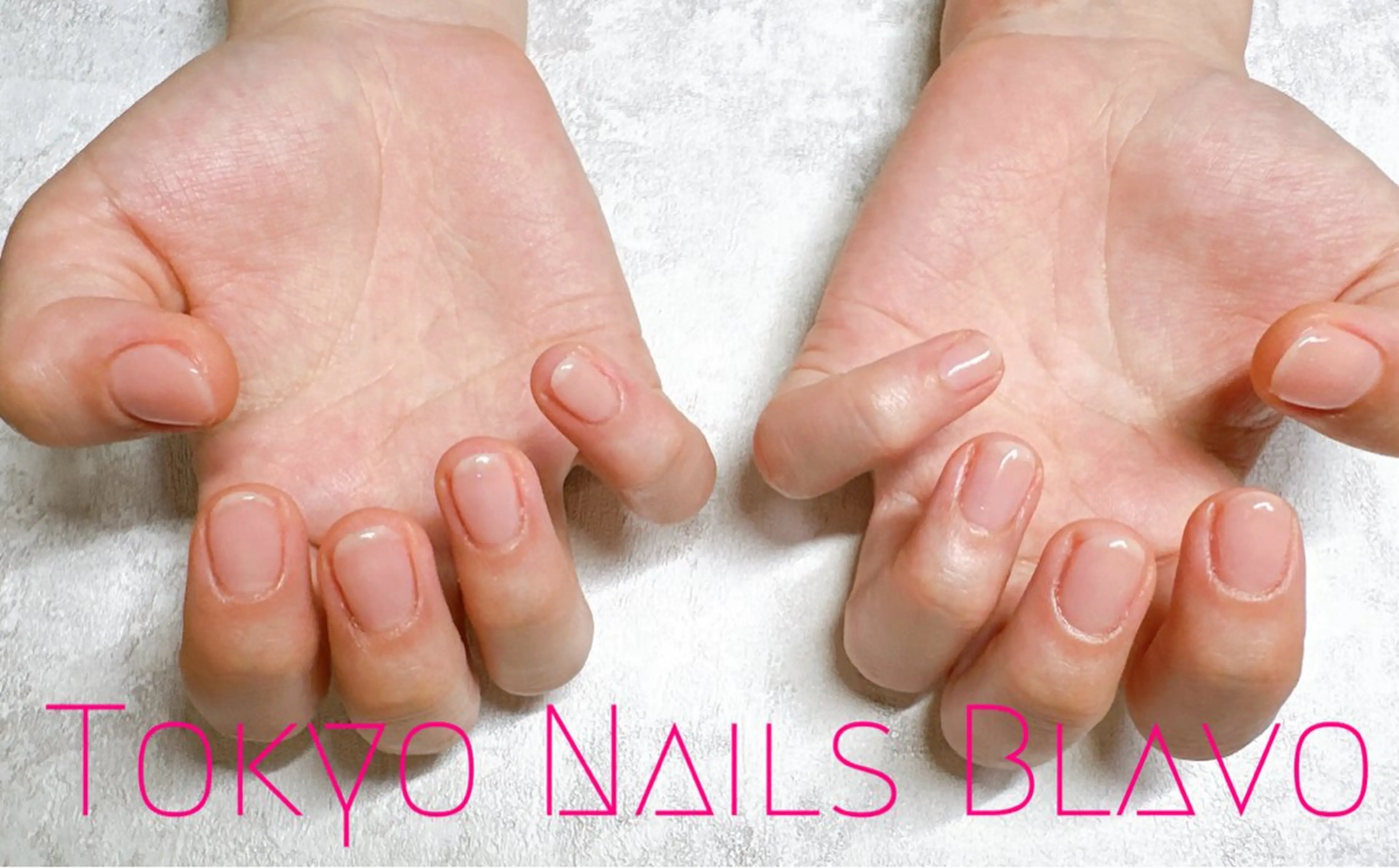 ハンド　オフ有り　ワンカラーの写真