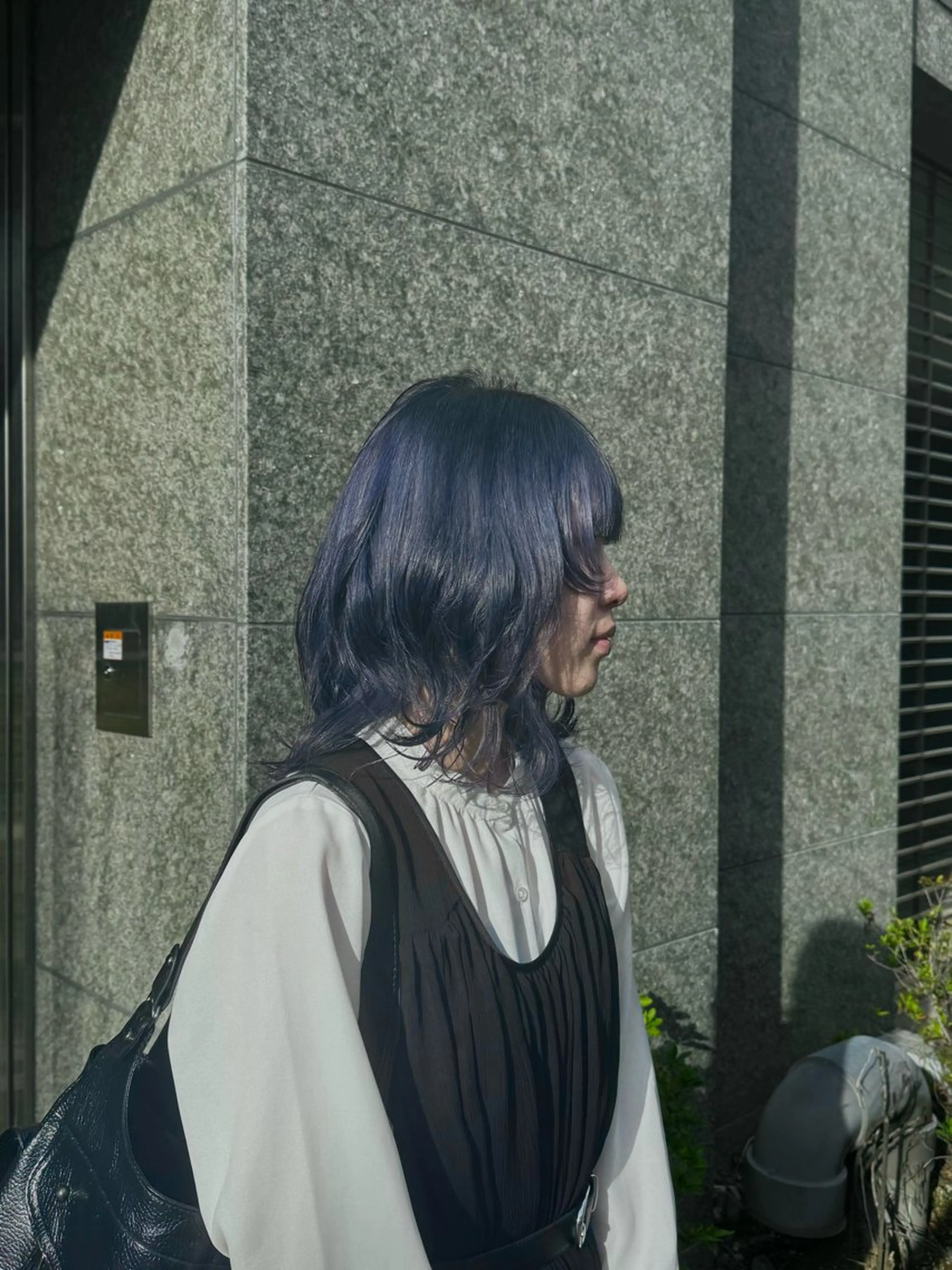 ミディアム カラー ディープパープル ネイビーカラー パープルカラー カット ヘアカラー ﾃﾞｻﾞｲﾝｶﾗｰ Mirutayaのヘアスタイル