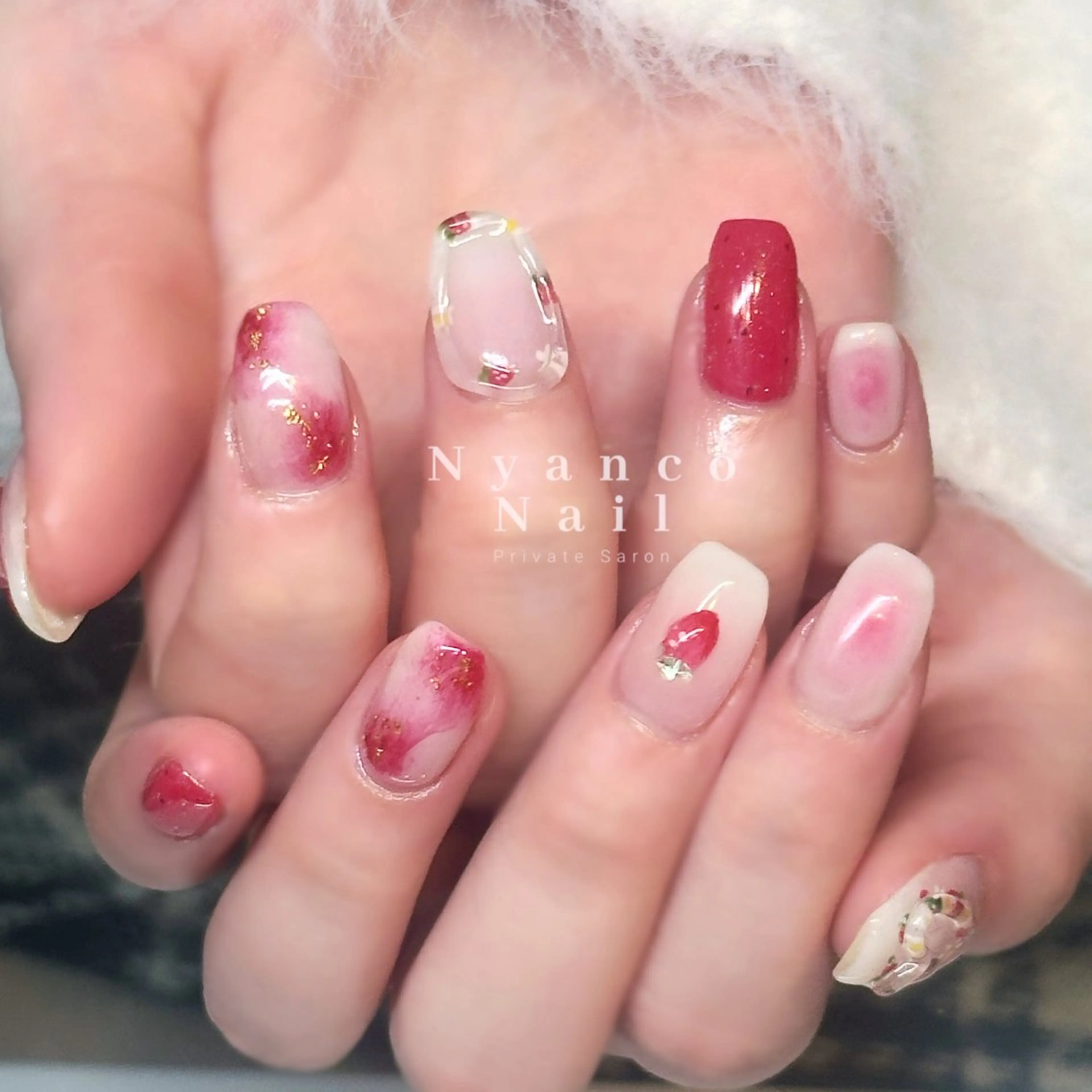 ネイル チークネイル ジェルネイル ピンク ぷっくりネイル 赤色 Nyanco Nailのネイルデザイン