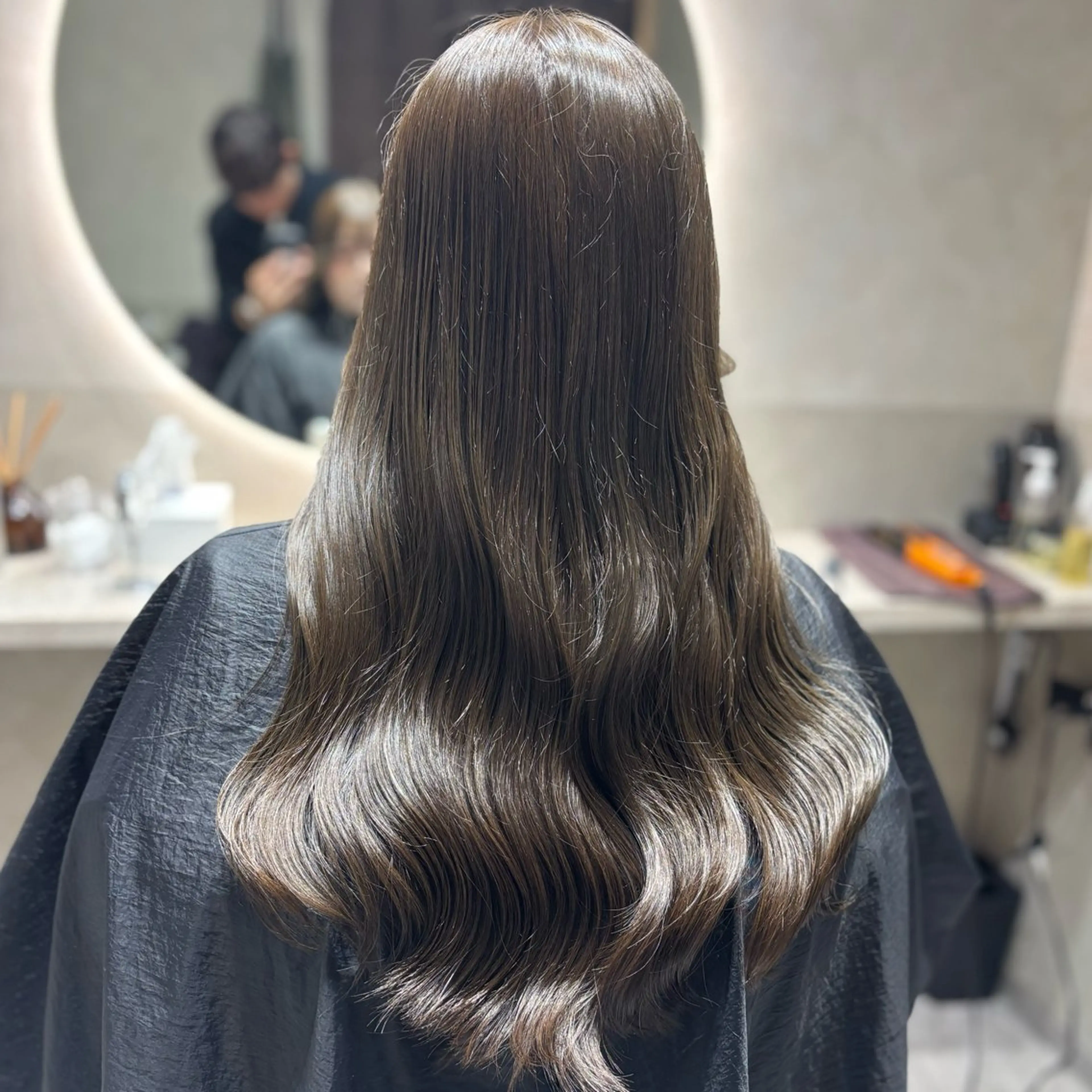 セミロング カラー ヘアカラー トリートメント classic kawasaki所属・川崎のカラー職人🥣 kentaのヘアスタイル