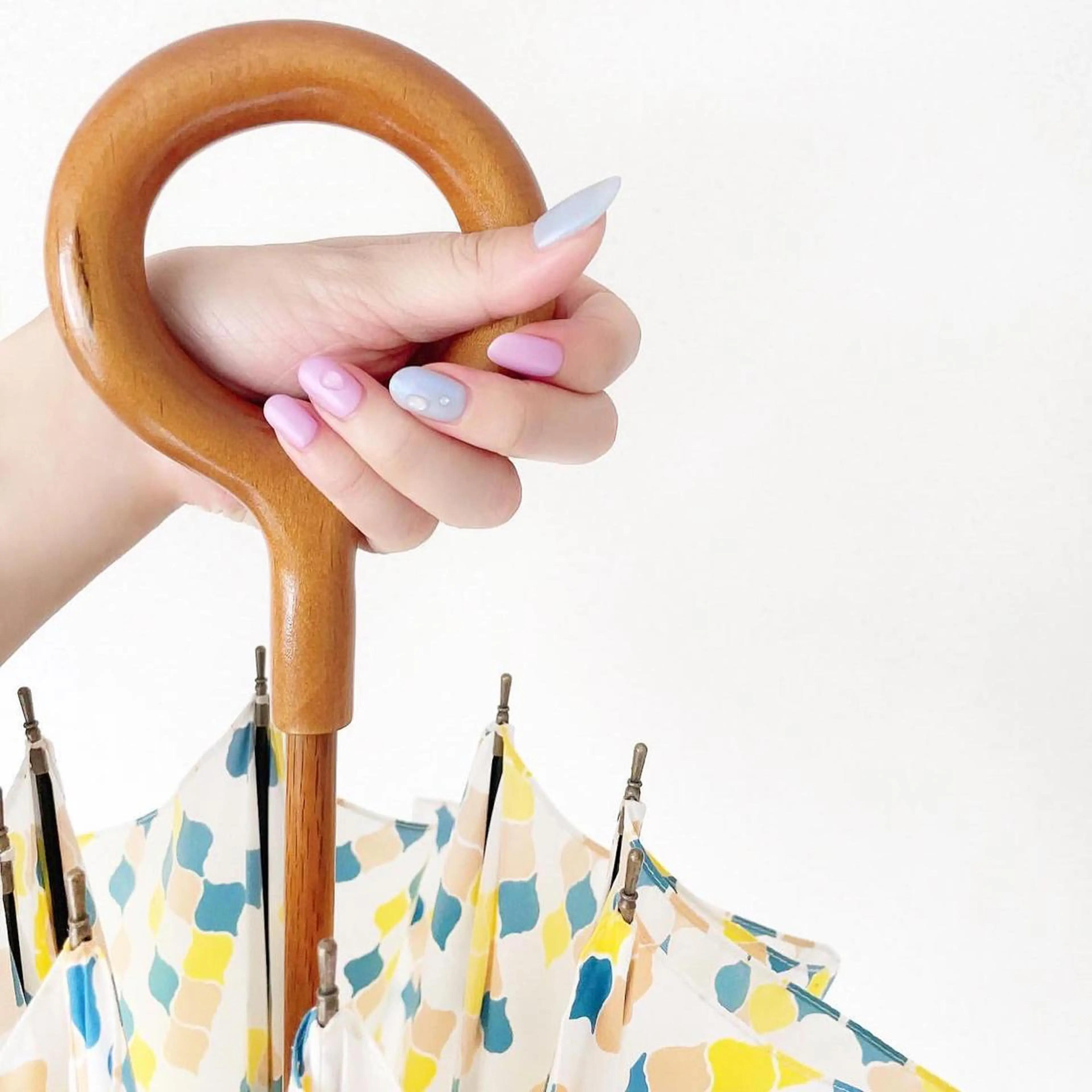 ミディアム misa🌼 自由が丘のネイルデザイン