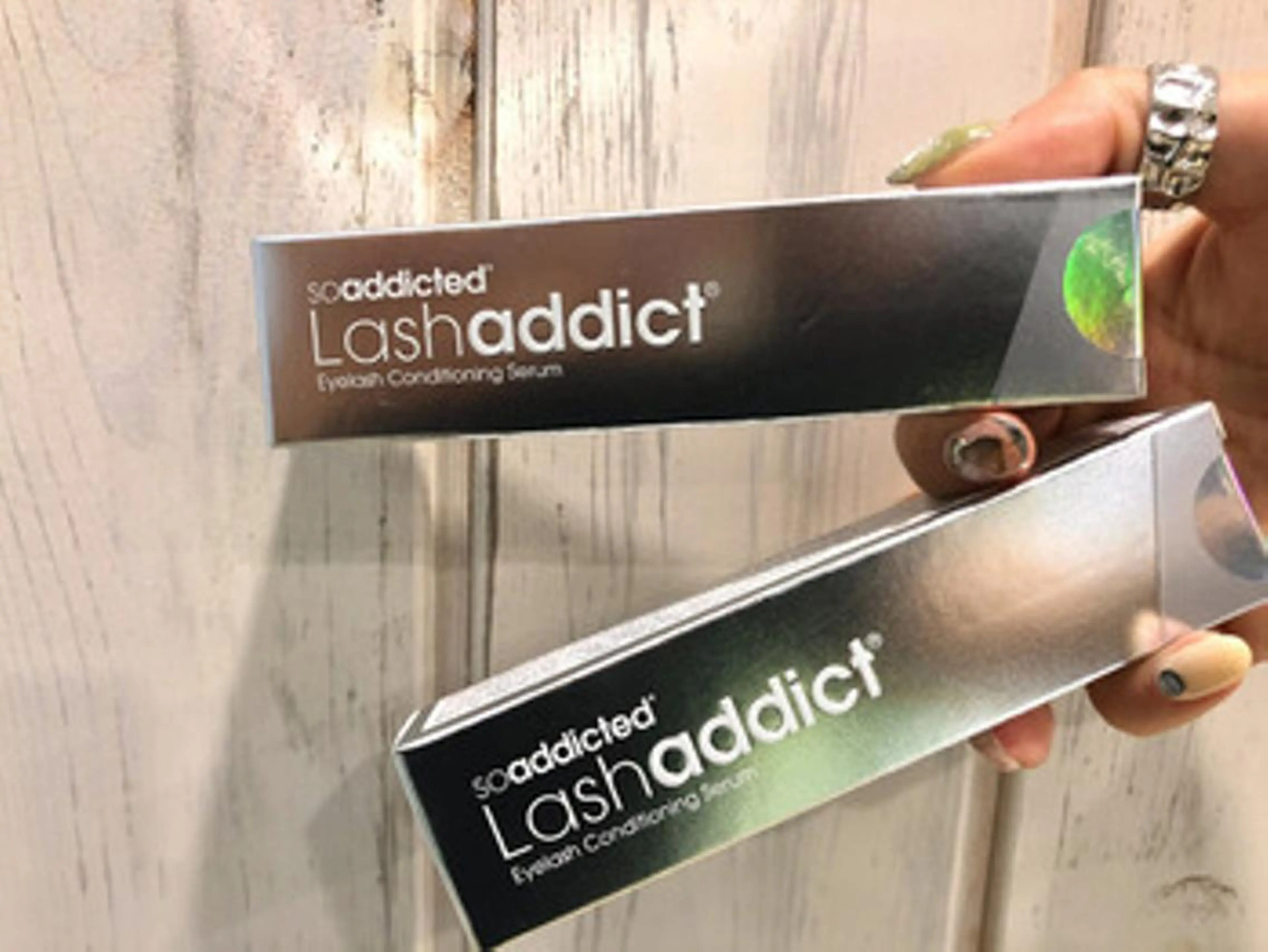 【通常購入よりお得❣️】パリジェンヌラッシュリフトorラッシュリフト🎀＋まつげ美容液ラッシュアディクト付きの写真