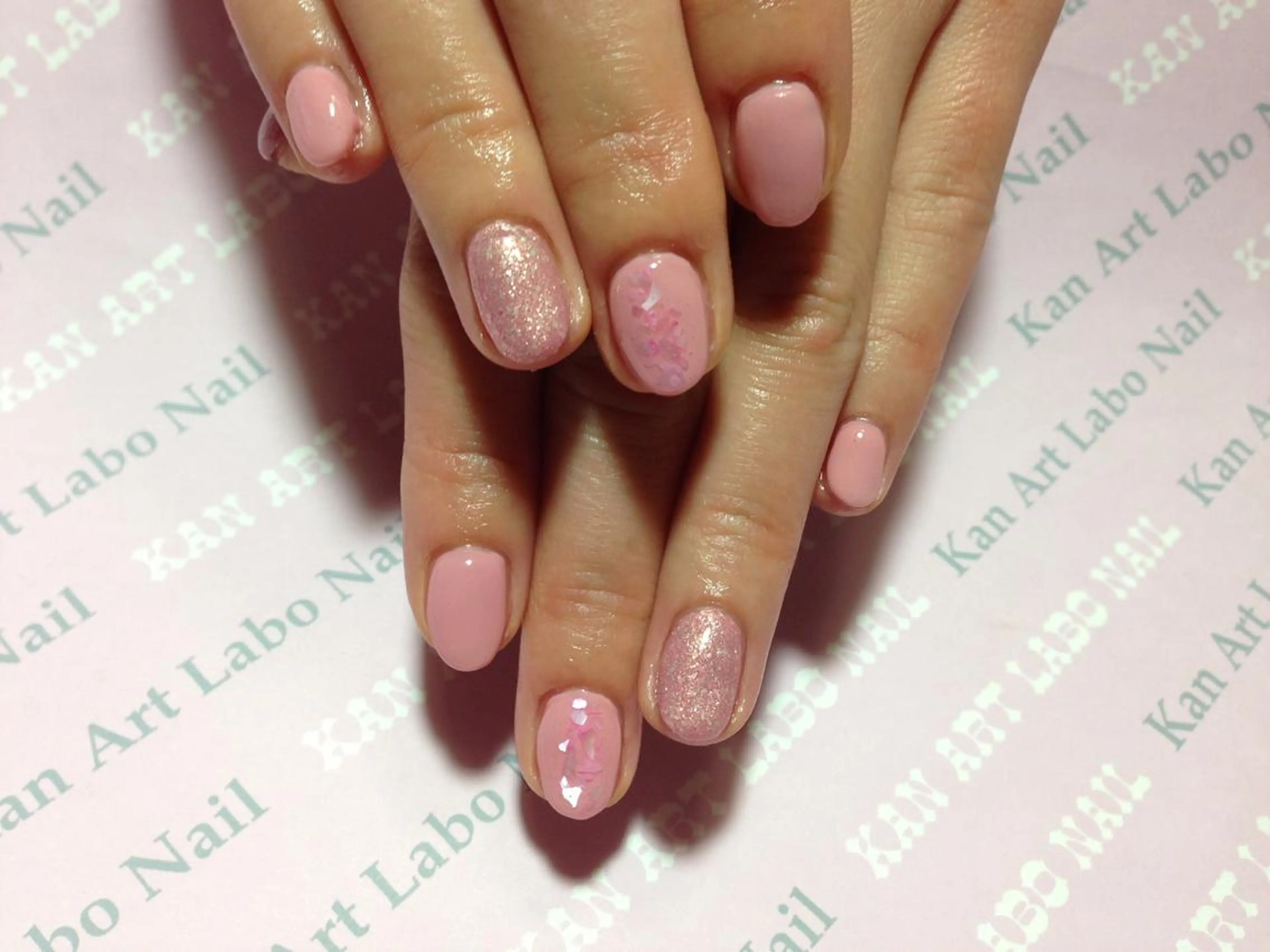 【初回限定】シンプルジェルネイル (オフ無し) ハンドの写真