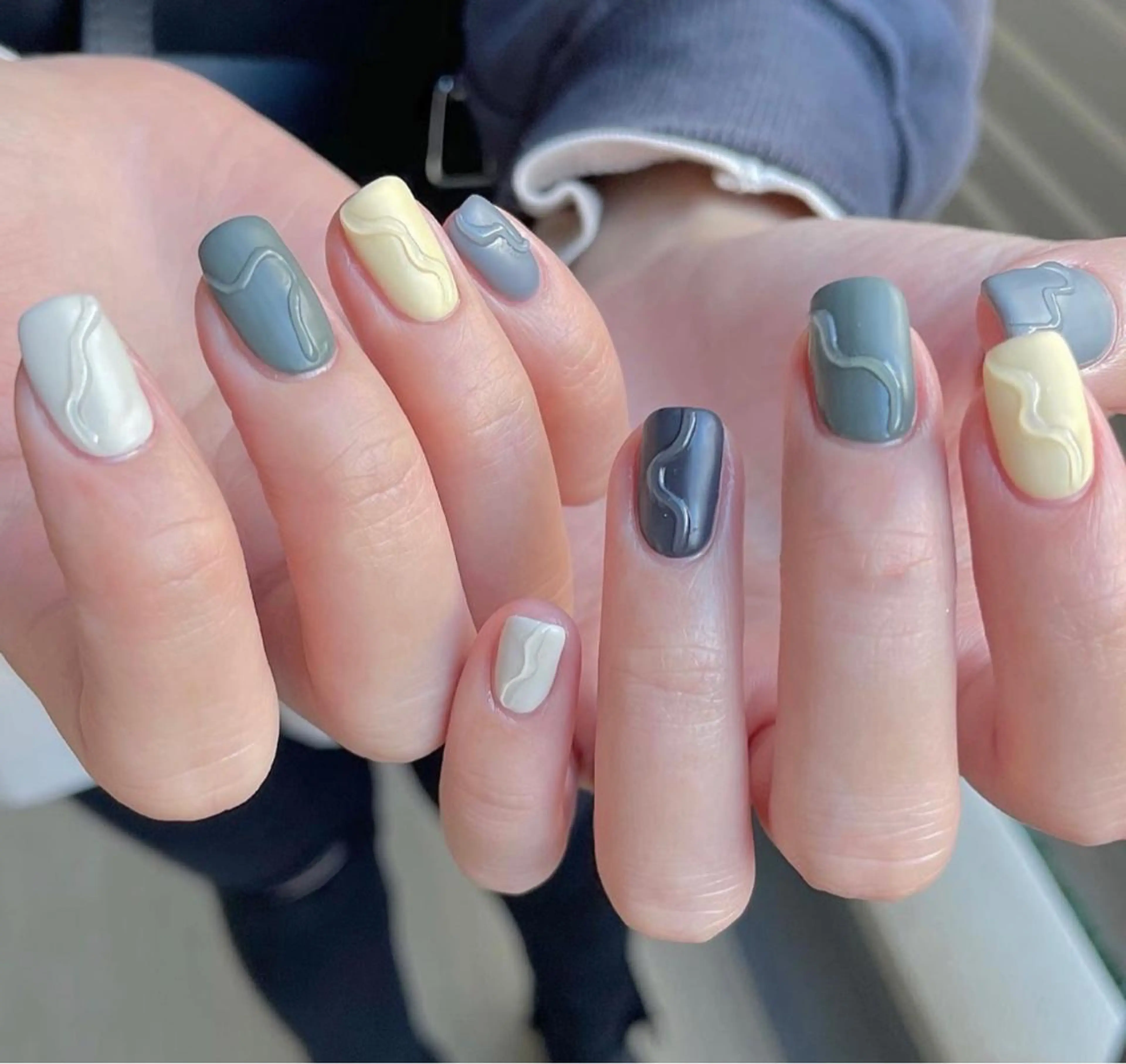 ネイル ハンドネイル Queens ciciのネイルデザイン