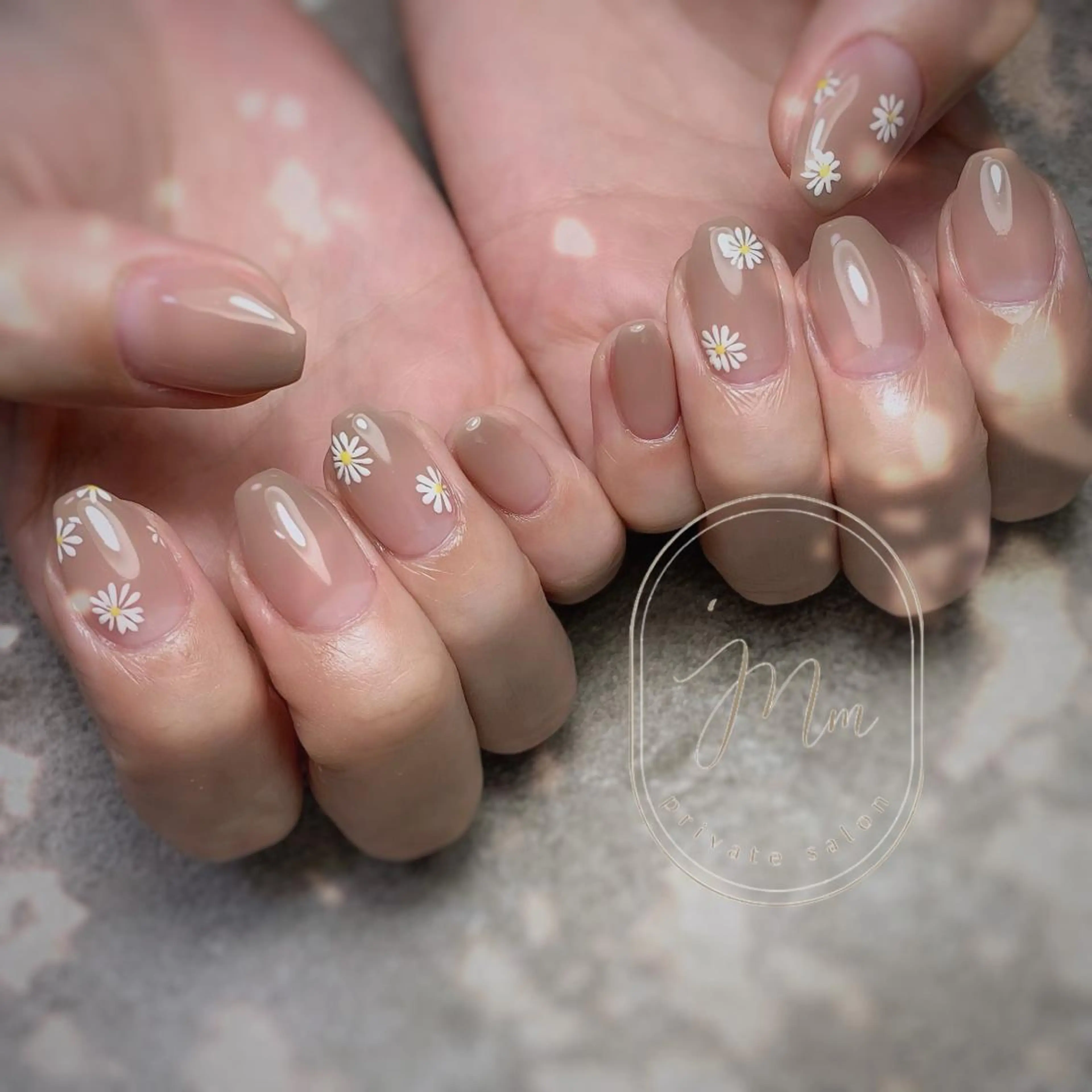 ネイル 'mm  (ミリ) ＭＡＮＡＭＩのネイルデザイン