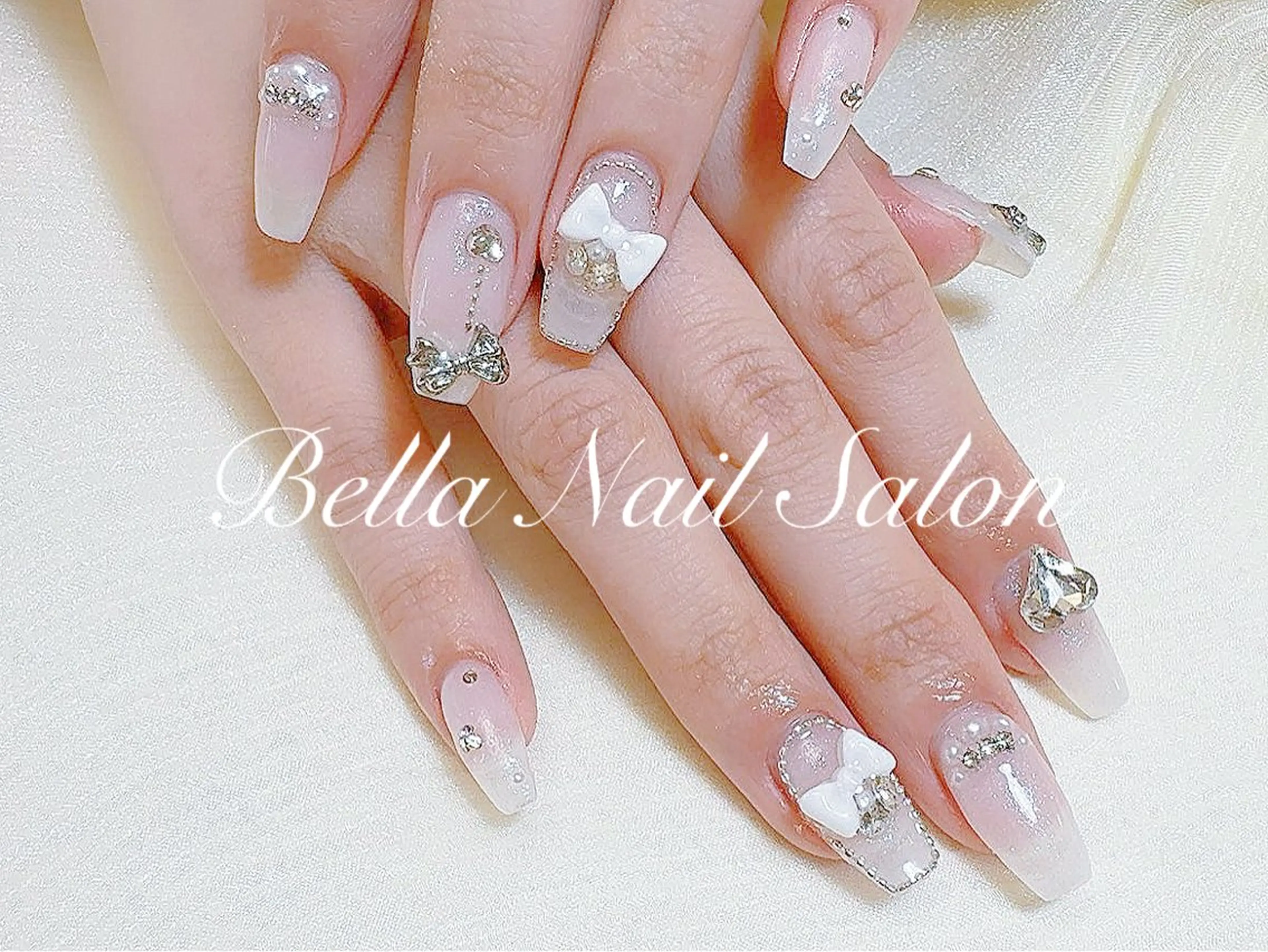 ネイル ハンドネイル Bella Nail Salonパラジェルのネイルデザイン