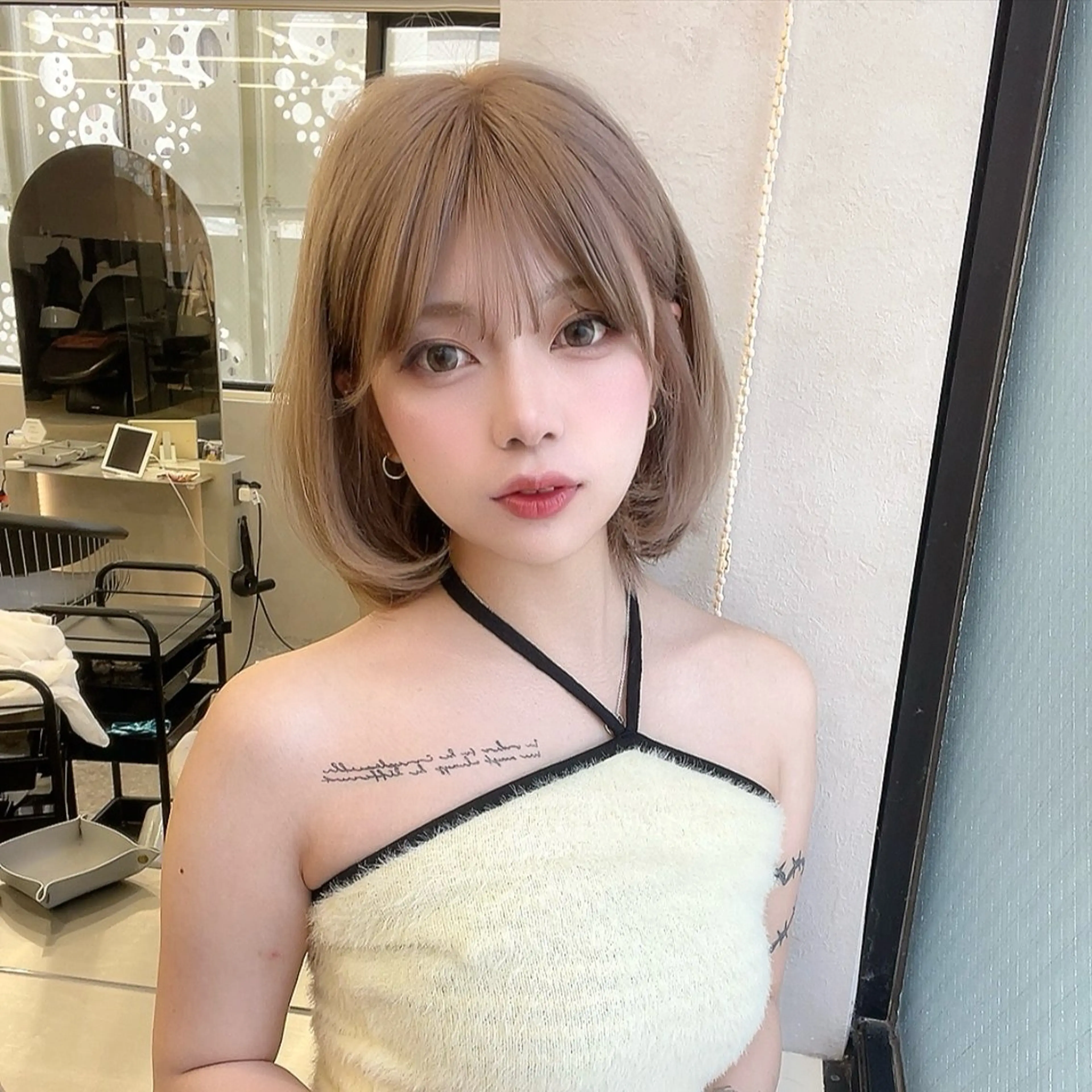 ミディアム カラー 切りっぱなしボブ ボブレイヤー アッシュ アッシュブラウン ベージュカラー ボブ/髪質改善 jionのヘアスタイル