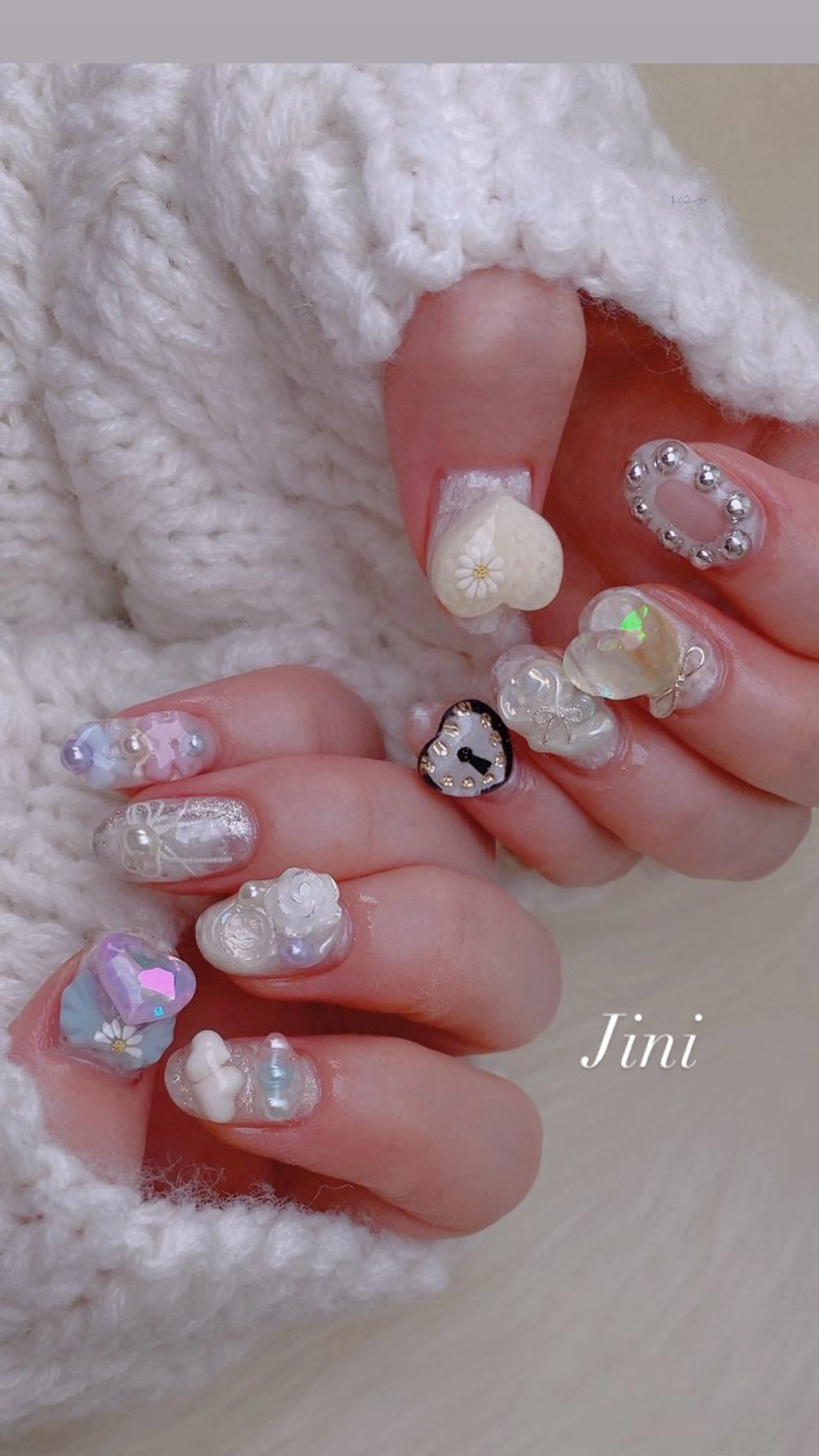 ネイル JINI NAIL所属・ジニ ネイルのネイルデザイン