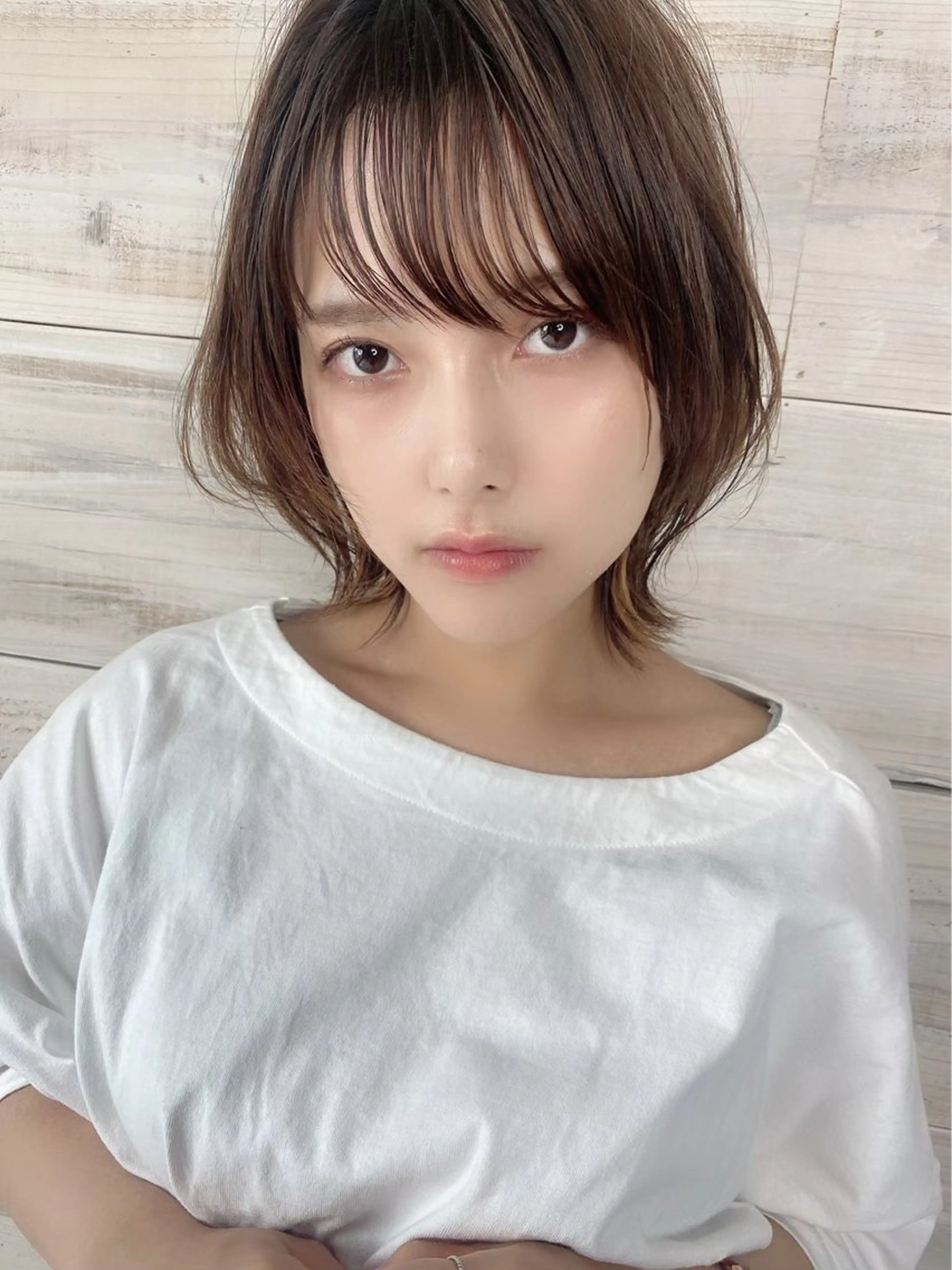 ミディアム ⭐️ハイトーン/ 骨格カット🍏ころあのヘアスタイル