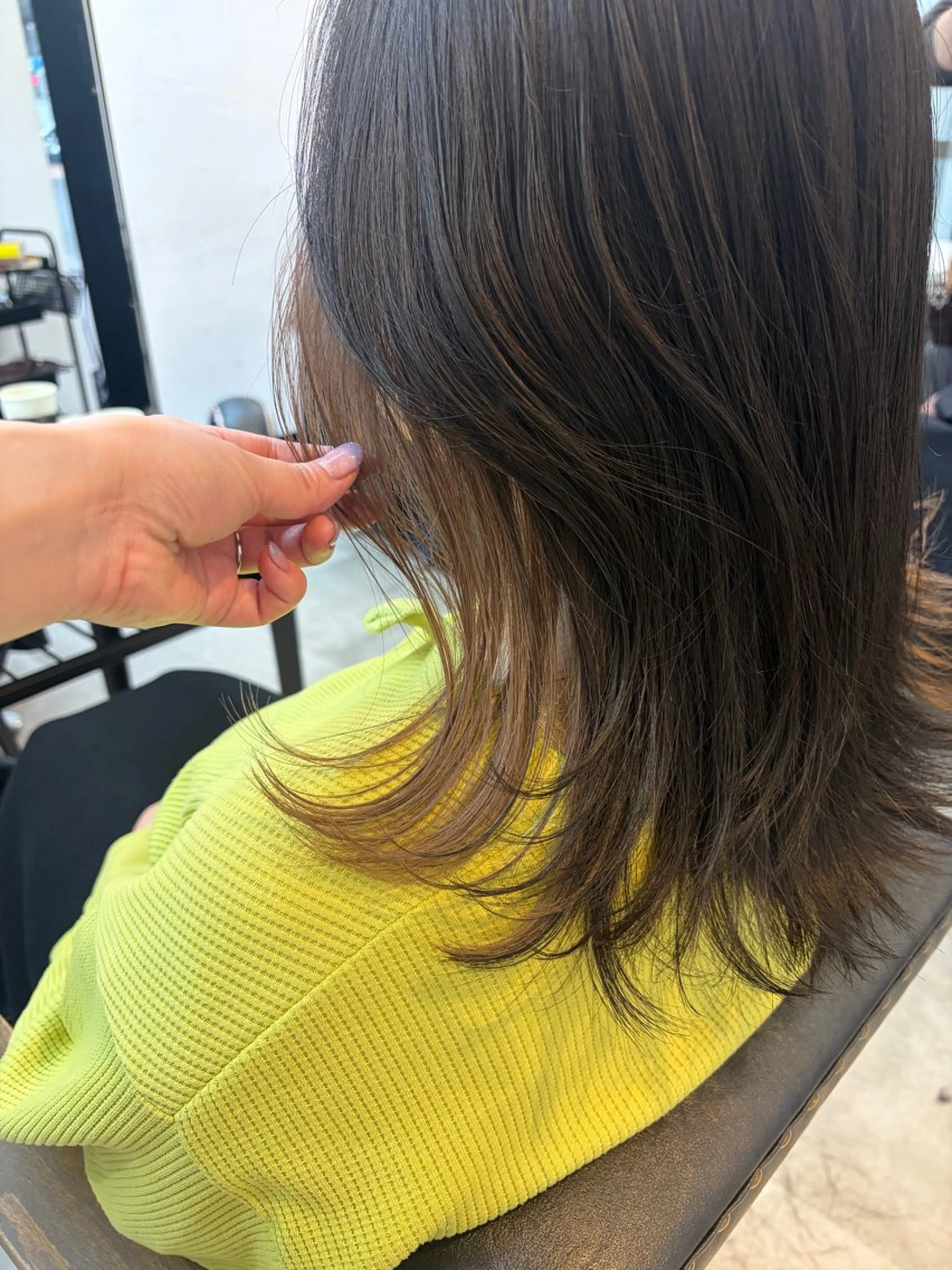 セミロング カラー 🥀韓国ヘア🥀 宮津真菜のヘアスタイル