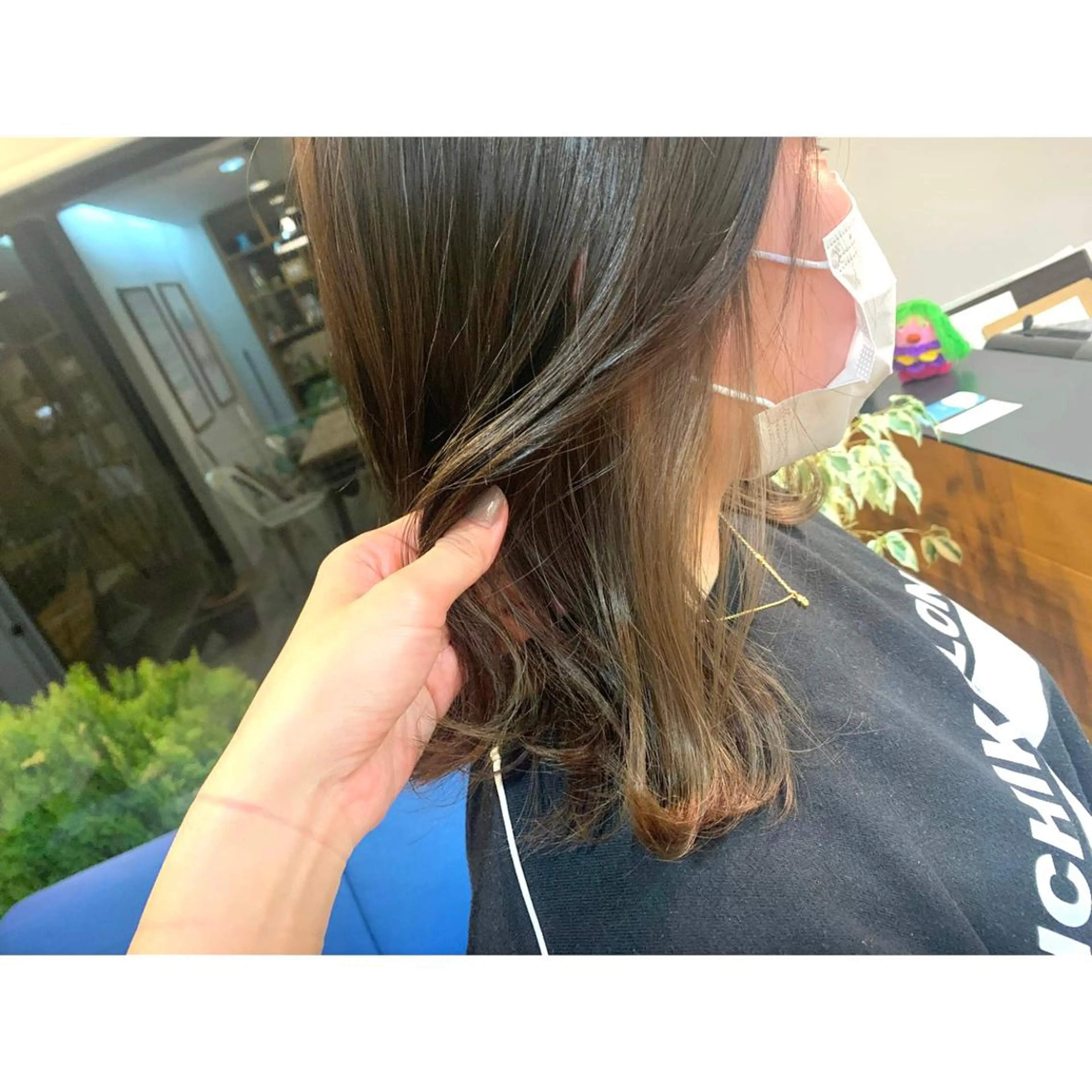 セミロング カラー ベージュカラー ヘアカラー トリートメント ツキダテ ユイのヘアスタイル