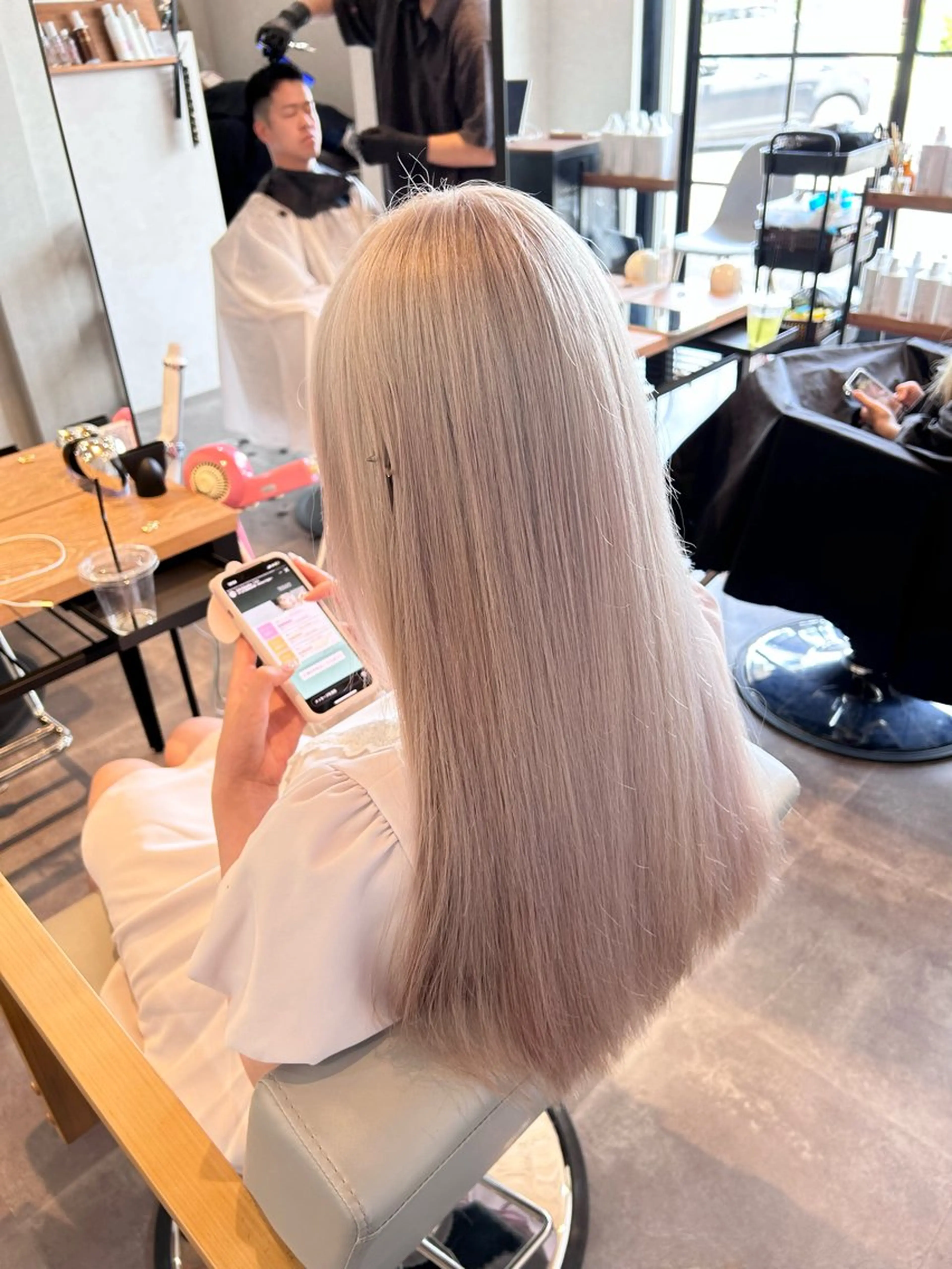 ロング カラー 井手 孔介のヘアスタイル