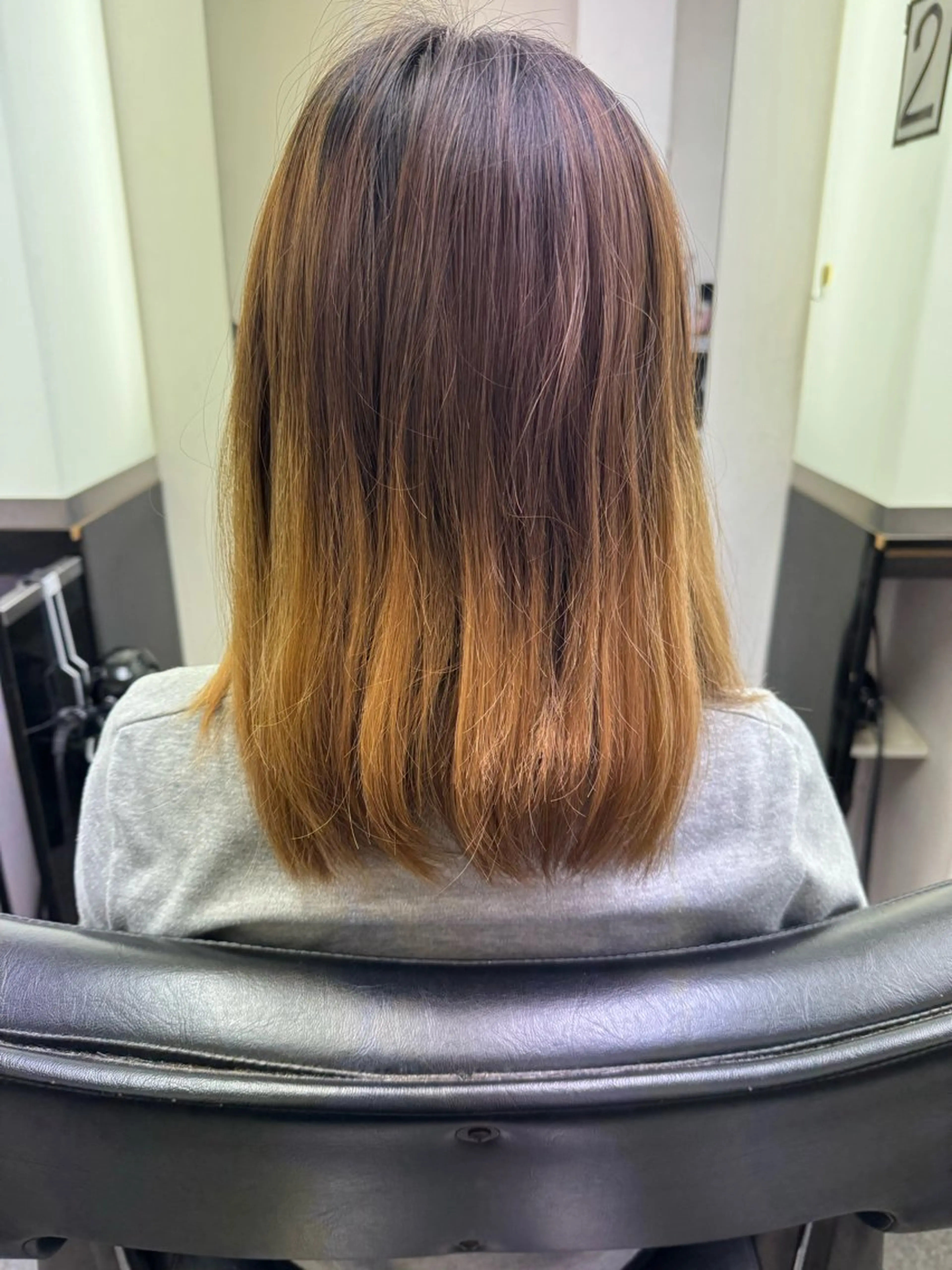 セミロング ふくもと ゆうこのヘアスタイル