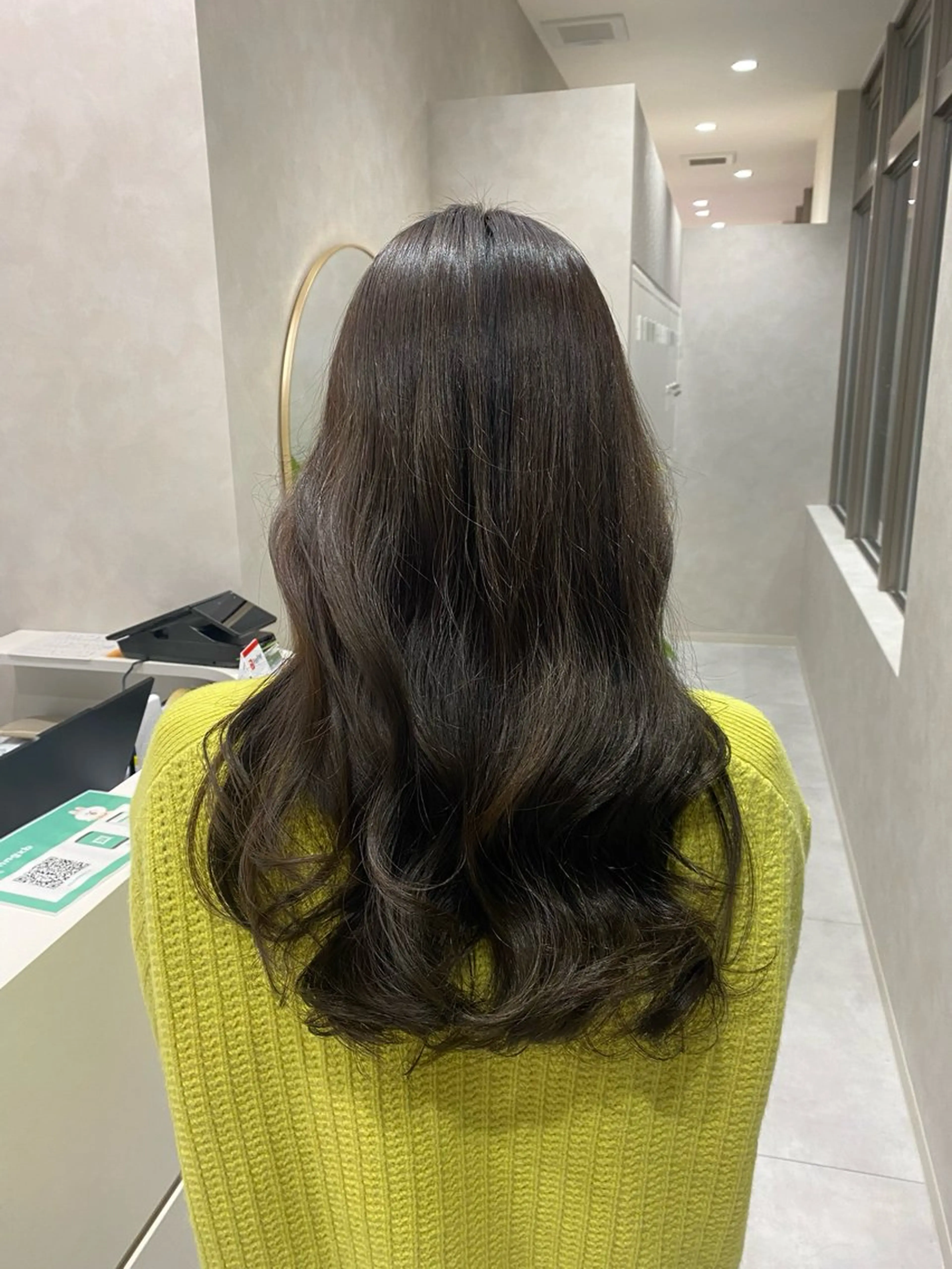 ロング カラー グレージュ オリーブグレージュ オリーブグレー 韓国風ヘア ヘアカラー 韓国ヘア・カラー 🩵SHIZUKUのヘアスタイル