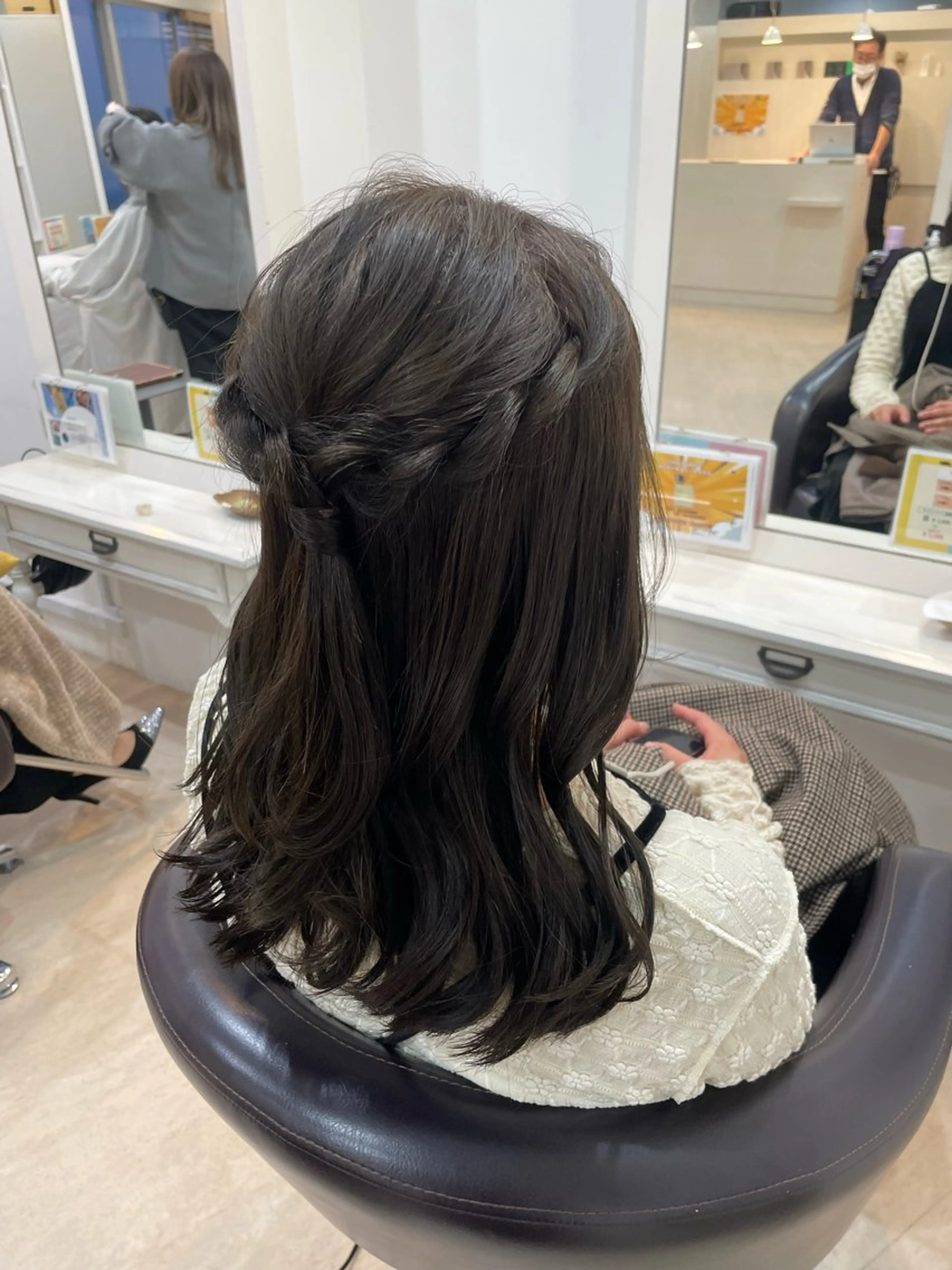 ヘアアレンジ ハーフアップ 🫧arisa🫧 レイヤー/アレンジのヘアスタイル