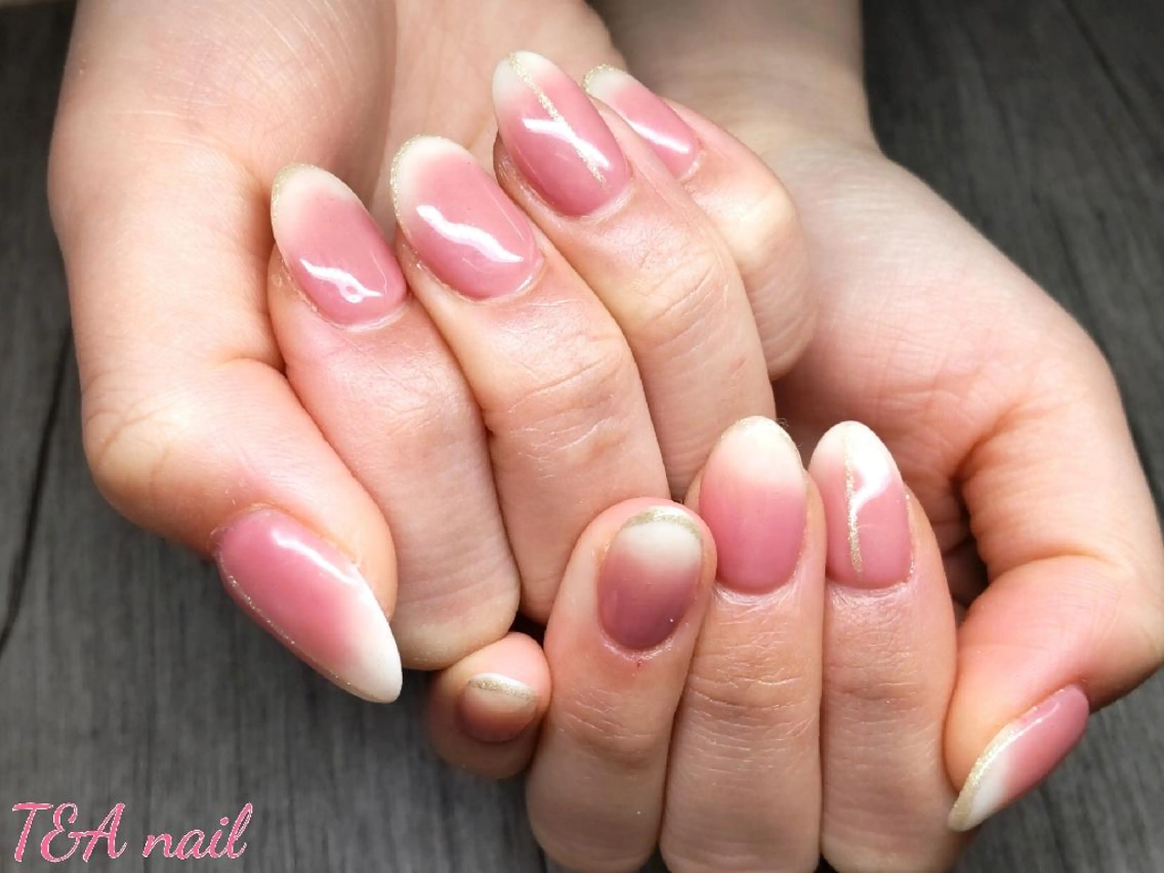 ミディアム ネイル 長さ出し ジェルネイル スカルプネイル ハンドネイル T&A nailのネイルデザイン