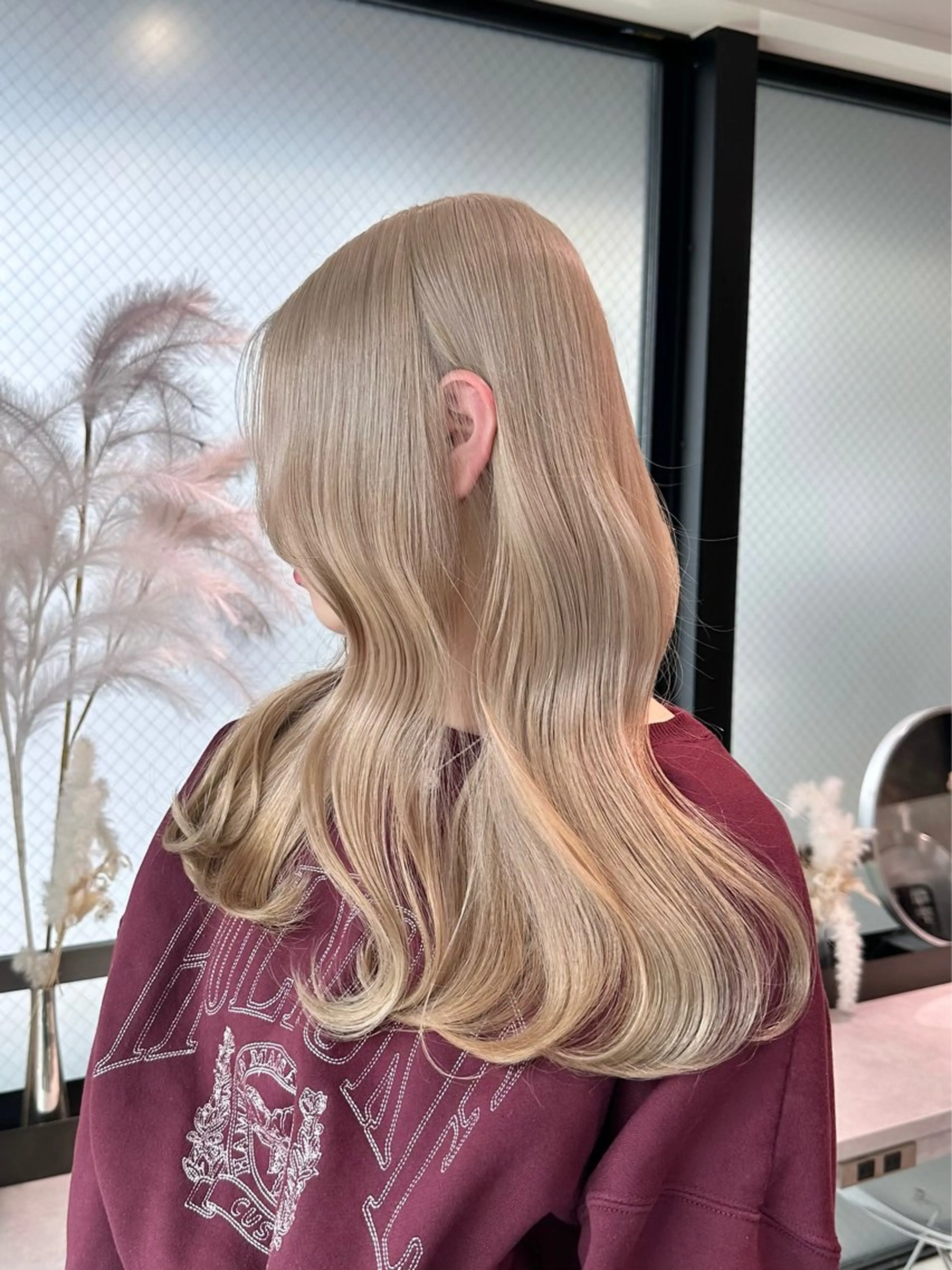 ミディアム カラー ヘアカラー ヘッドスパ ヘアセット 🤍ハイトーンカラー 緒方 柚衣🤍のヘアスタイル