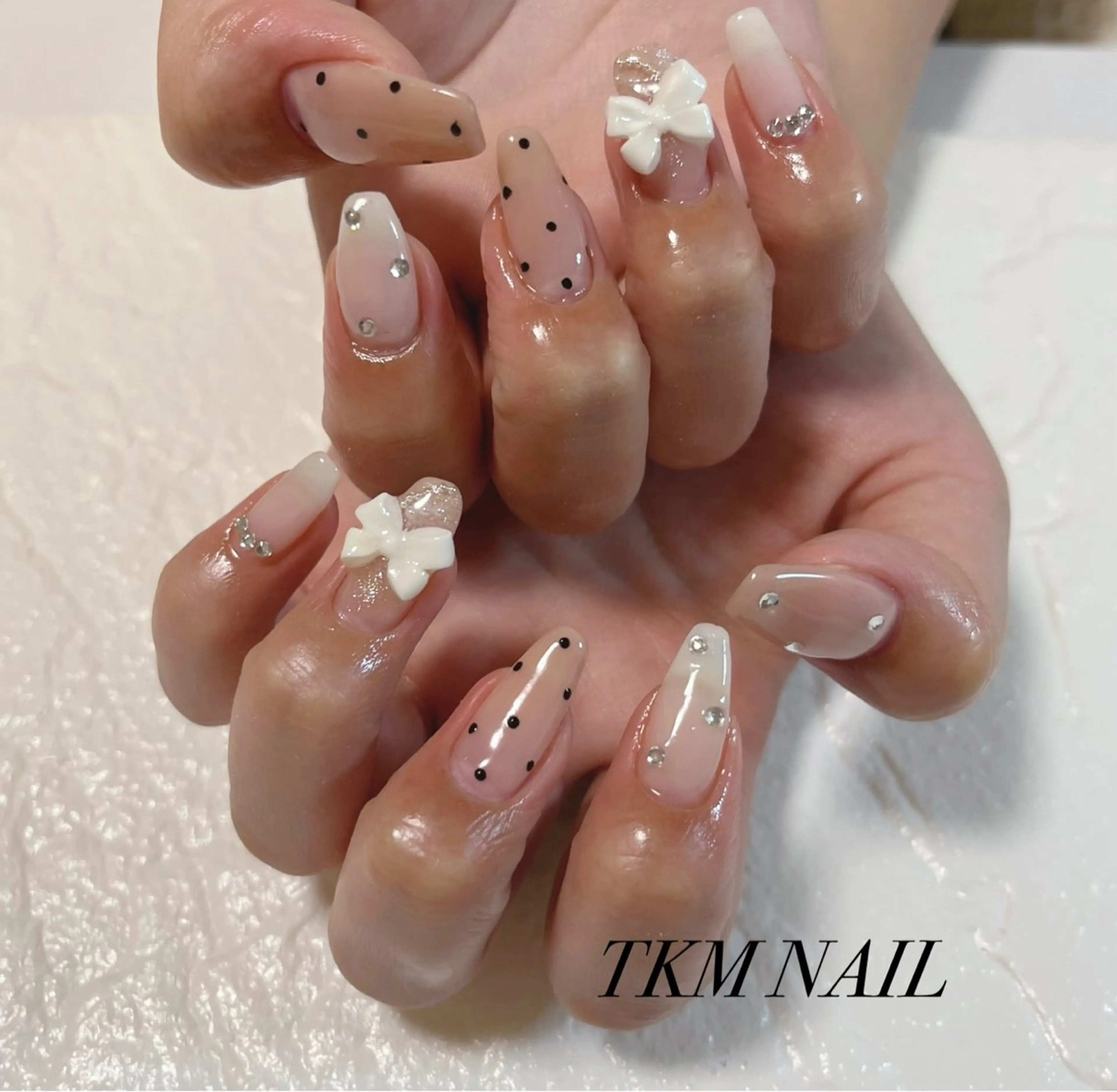 ネイル ゴージャス リボン ______ TKM  NAILのネイルデザイン
