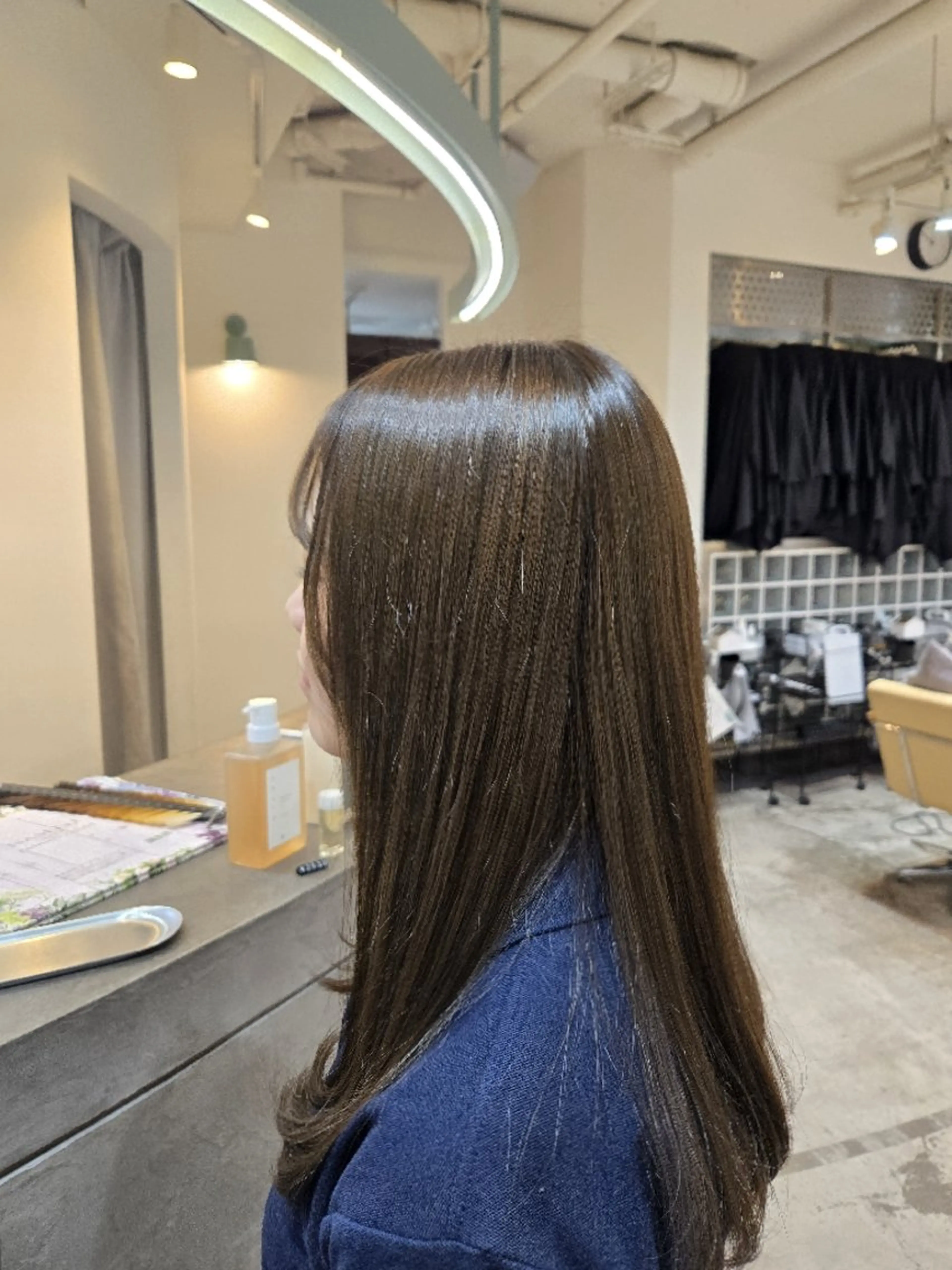 ロング ヘアカラー トリートメント UCHIBORI NAMIのヘアスタイル