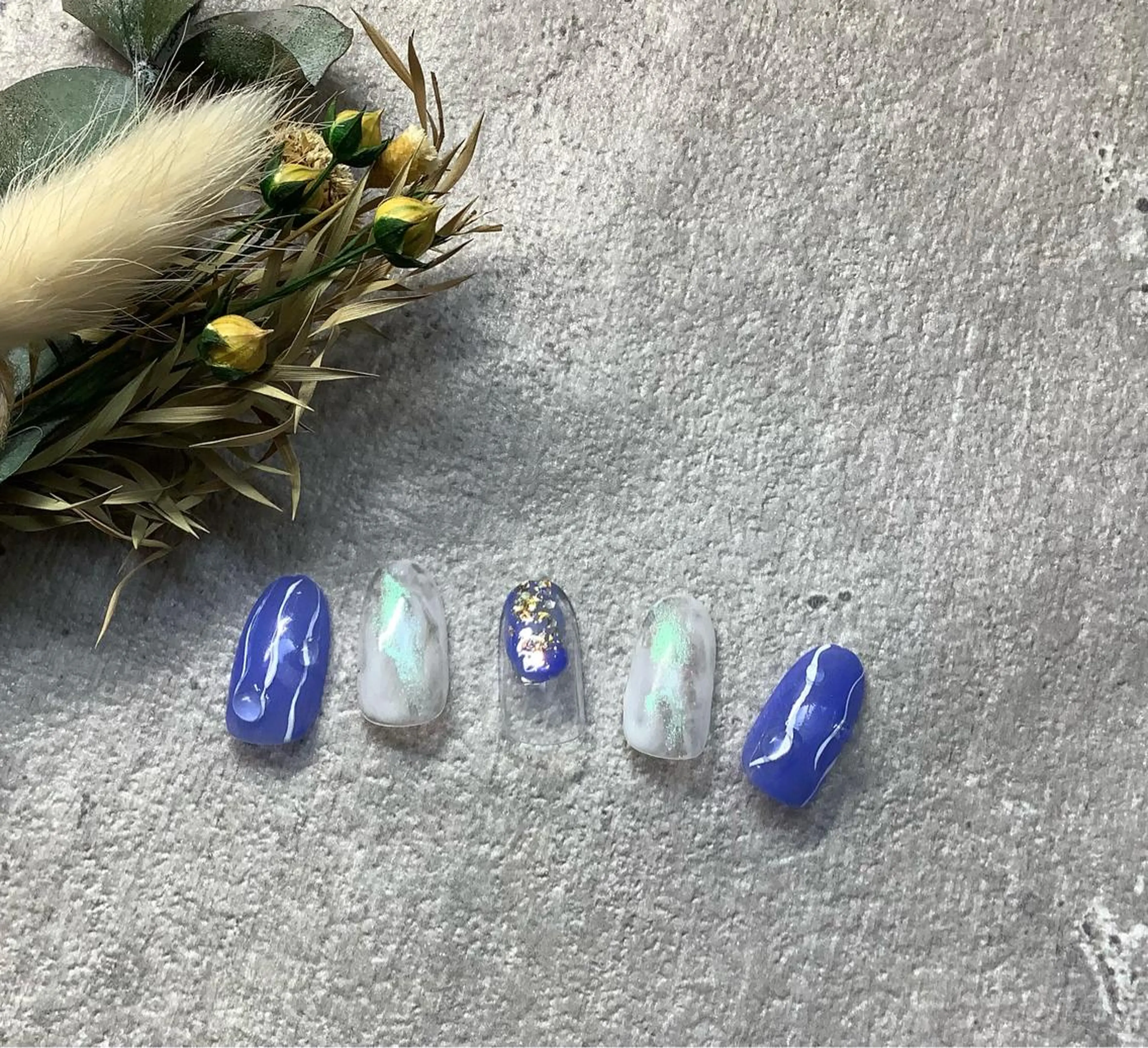 ネイル 横尾 麻里のネイルデザイン