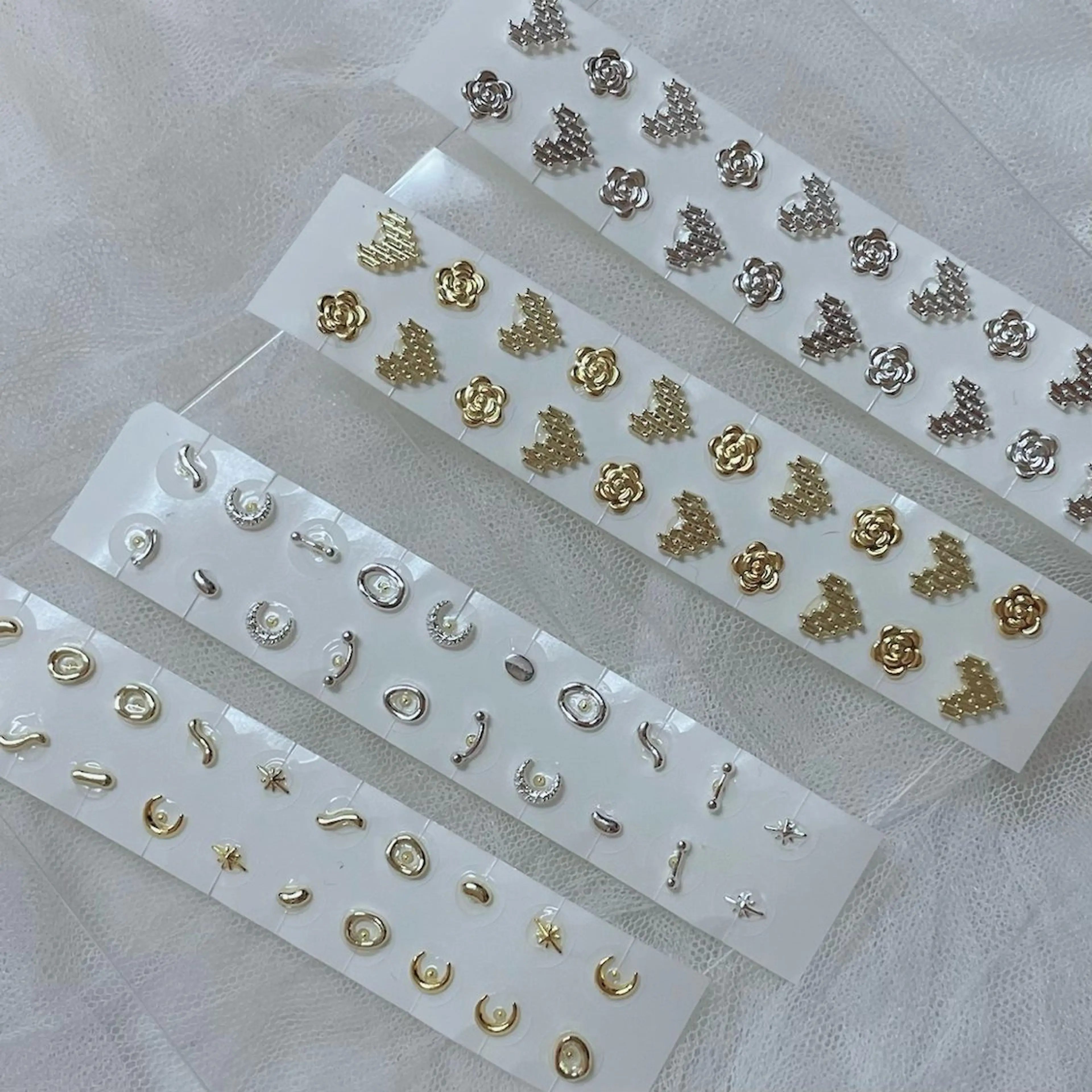 ネイル まつ毛、眉毛 専門店🎀🐻のマツエク・マツパデザイン