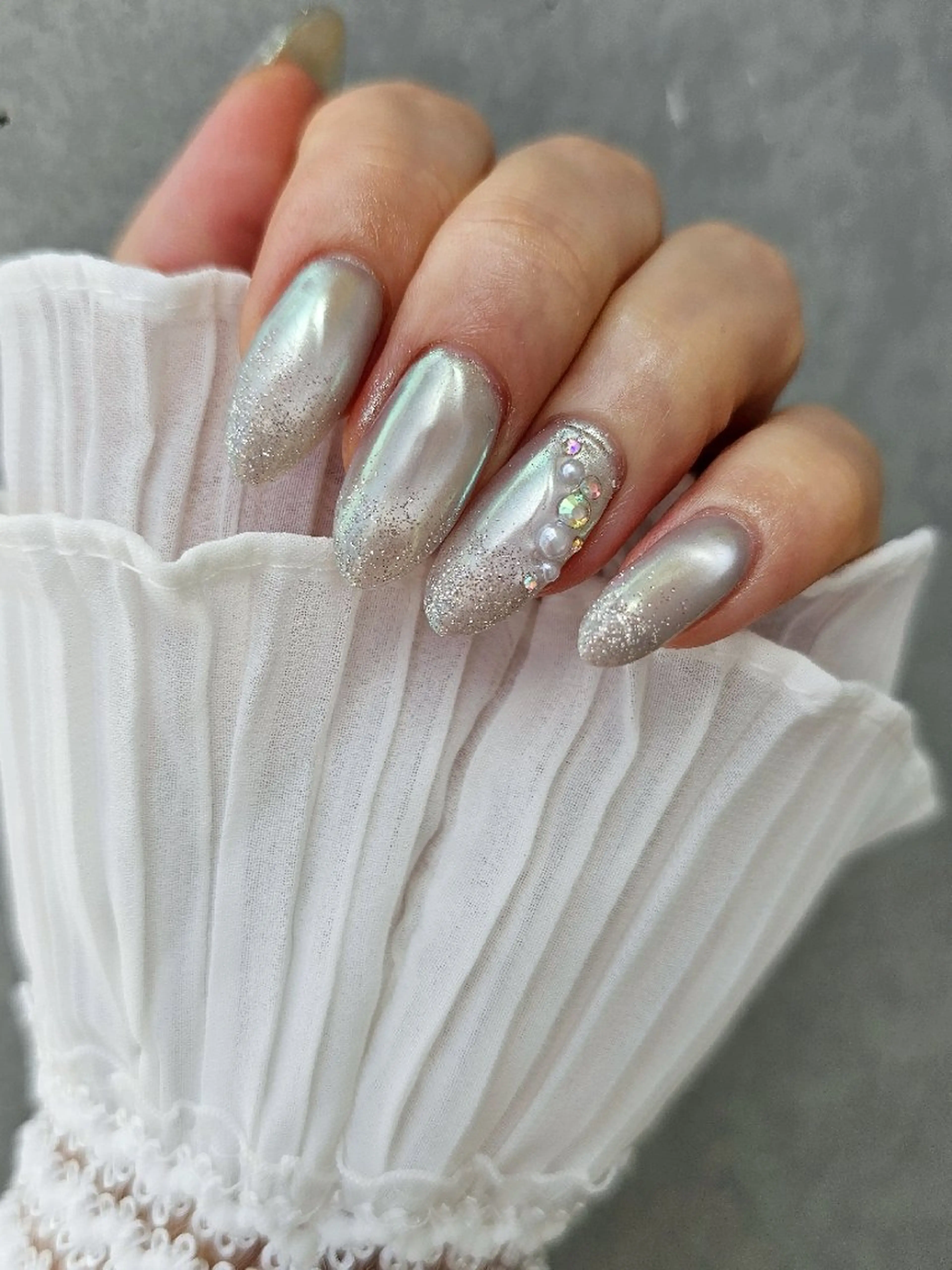 ネイル フラッシュネイル マグネットネイル ミラーネイル ブライダルネイル Ra: Nail   라: 네일のネイルデザイン